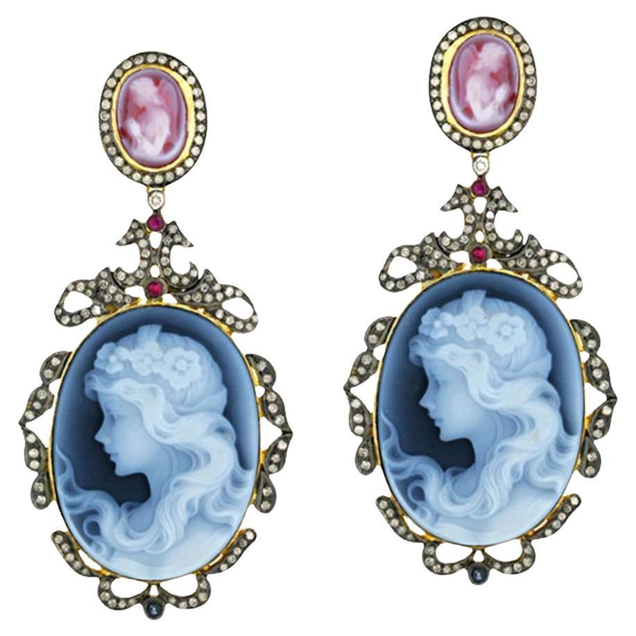 Boucles d'oreilles pendantes en or 18K avec rubis et diamants en camée naturel Vintage
