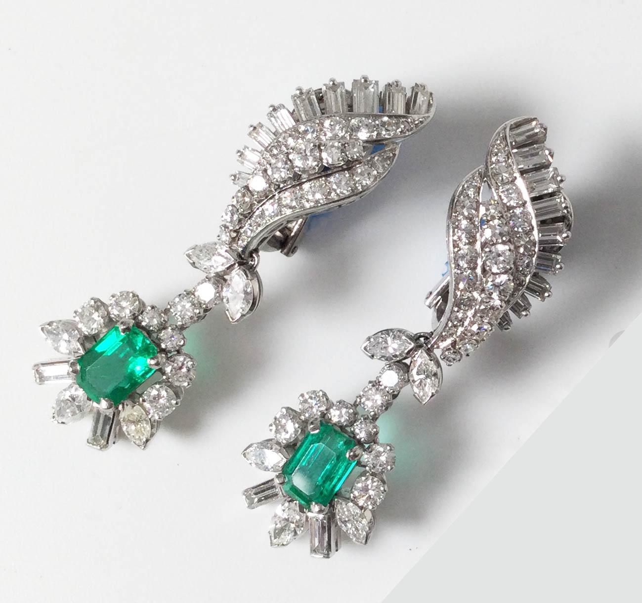 American Vintage Natural Columbian Emerald and Diamond 18k White Gold Earrings For Sale