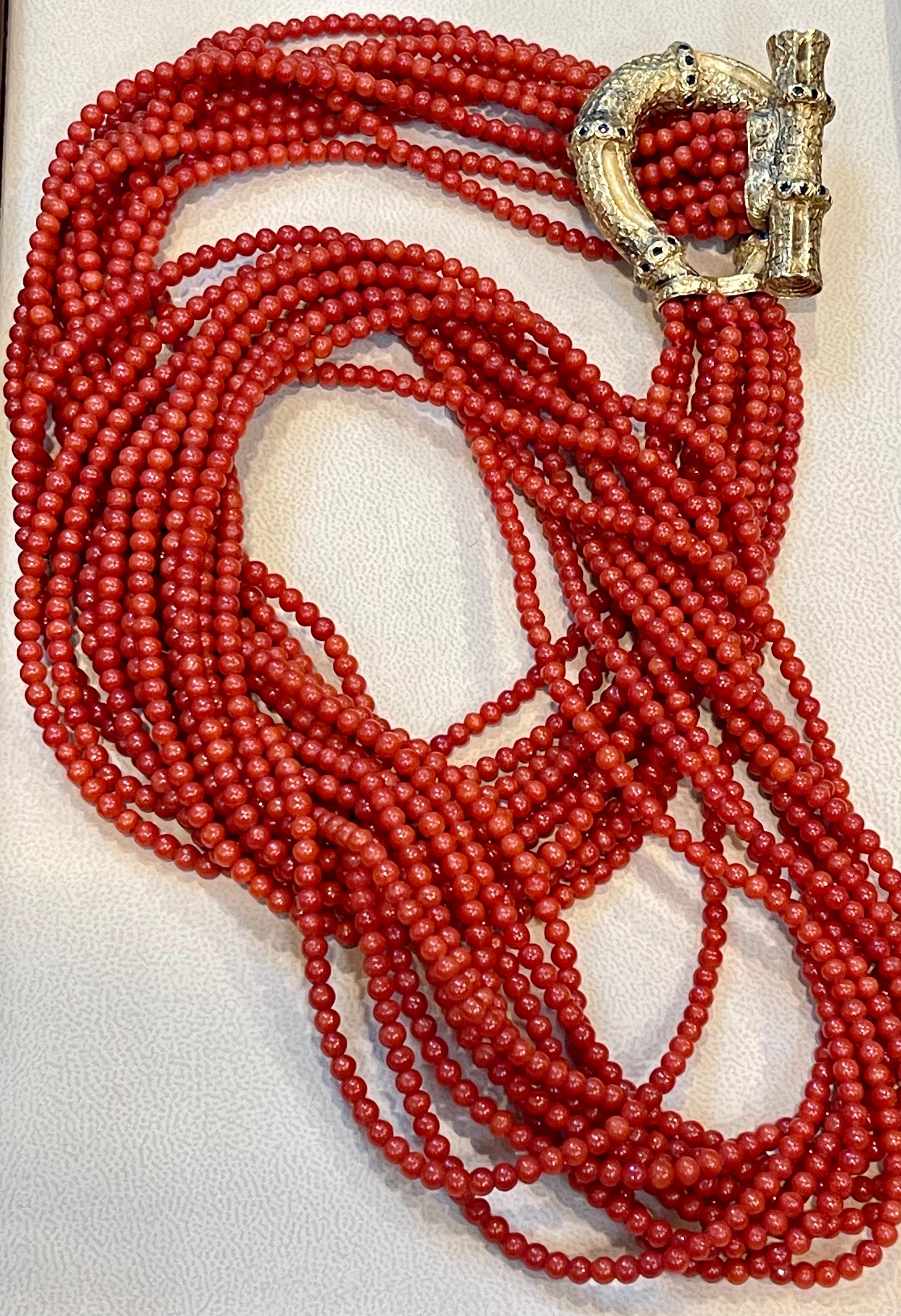 Vintage Natural Coral Multi Layer 10 Strand 920 CT Bead Necklace 18 KY Gold For Sale 7