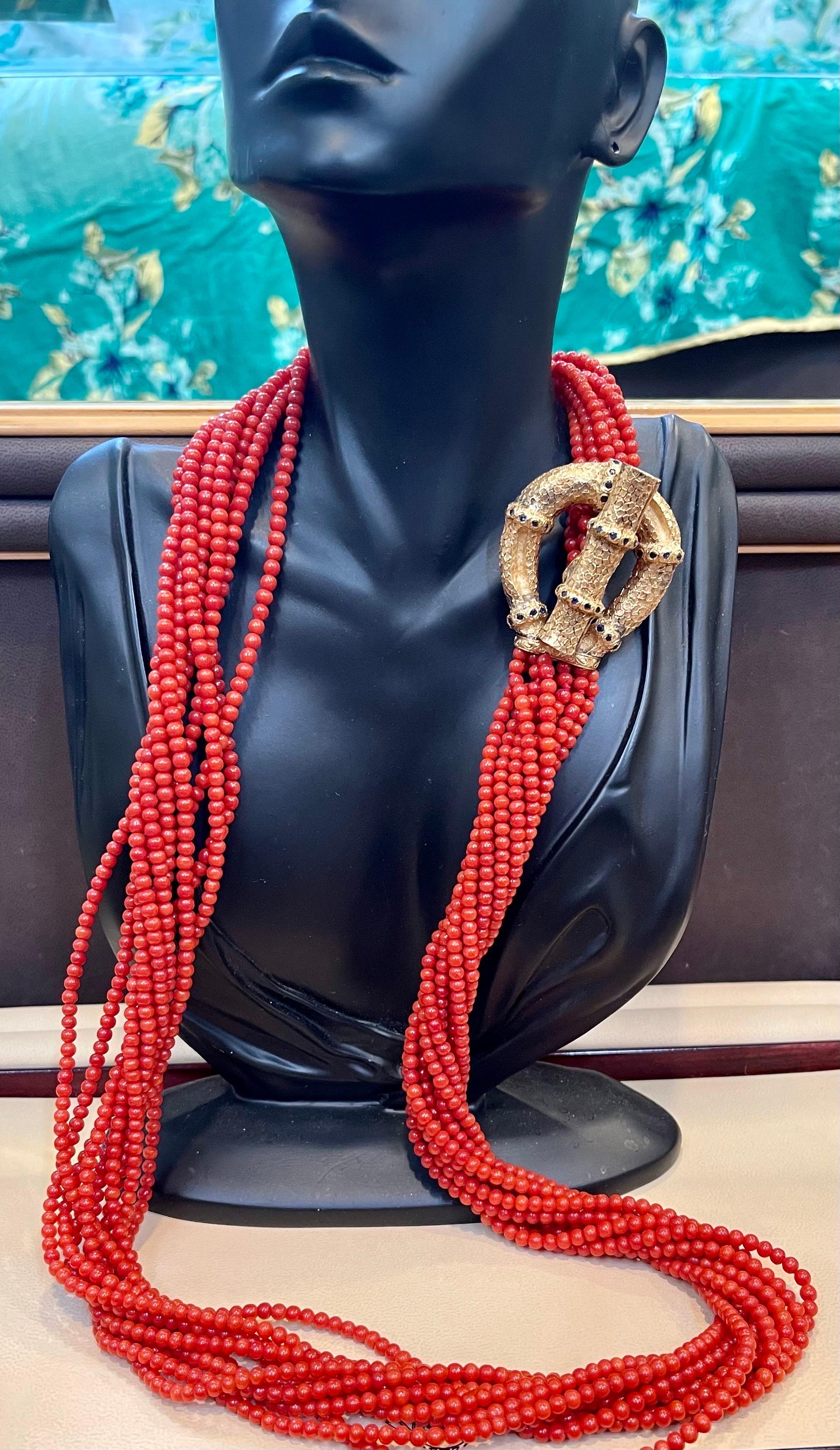 Vintage Natural Coral Multi Layer 10 Strand 920 CT Bead Necklace 18 KY Gold For Sale 11