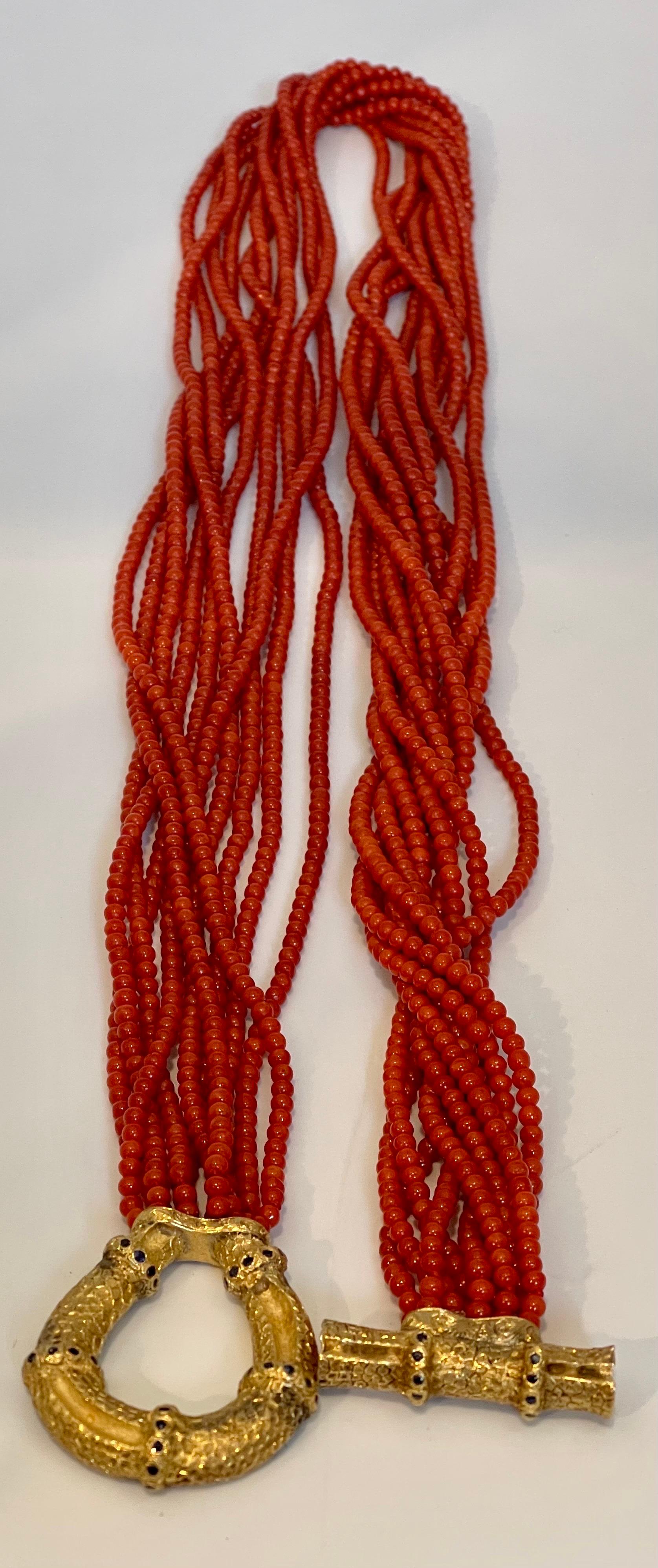 Vintage Natural Coral Multi Layer 10 Strand 920 CT Bead Necklace 18 KY Gold For Sale 4