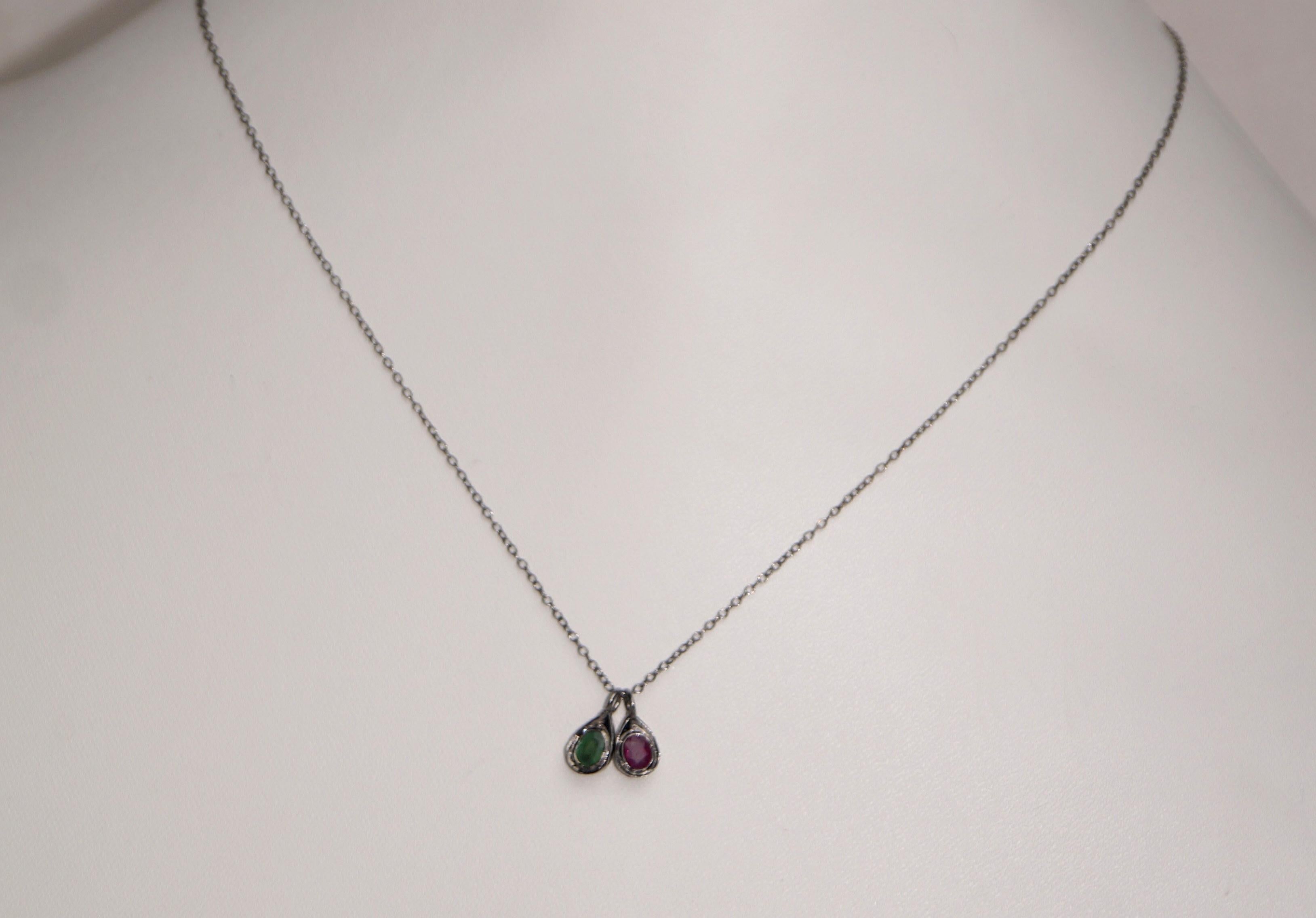 Vintage Natural Diamond Ruby Anhänger Halskette Hallmark Sterling Silver (Ovalschliff) im Angebot