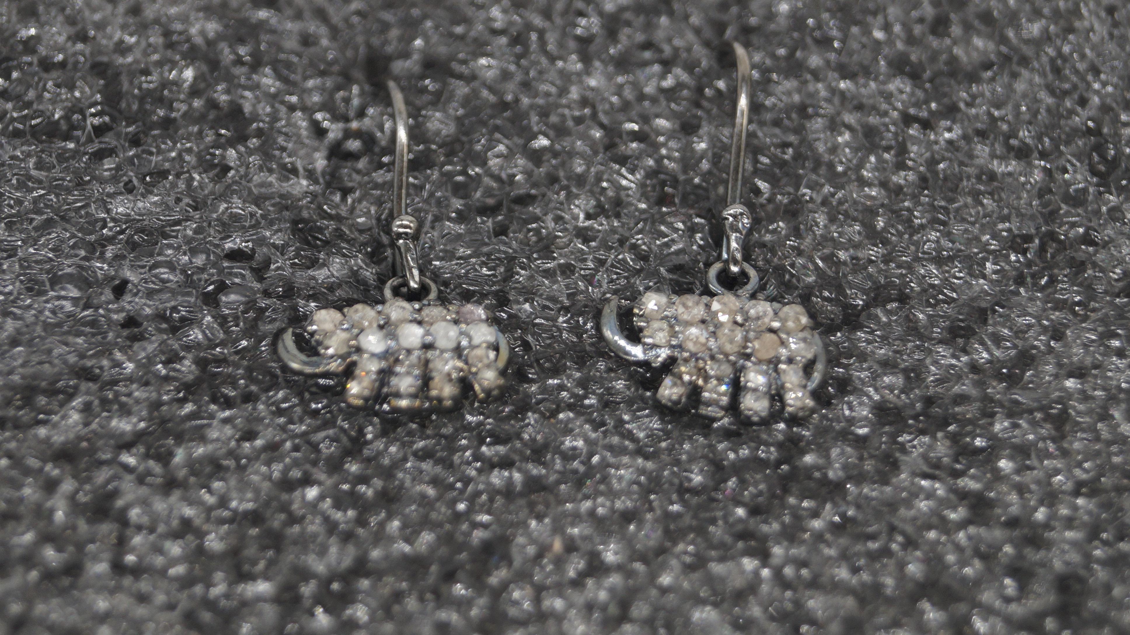 Women's or Men's Vintage Natural diamonds elephant sterling silver wire post dangler earrings For Sale