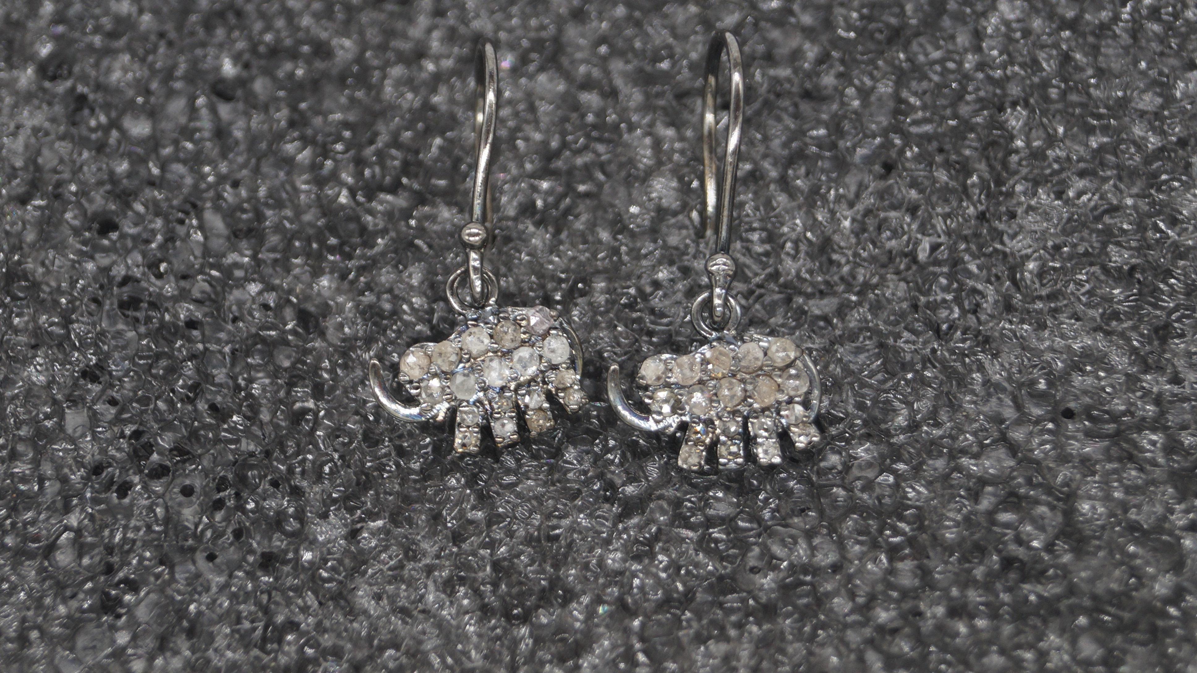 Vintage Natural diamonds elephant sterling silver wire post dangler earrings For Sale 2