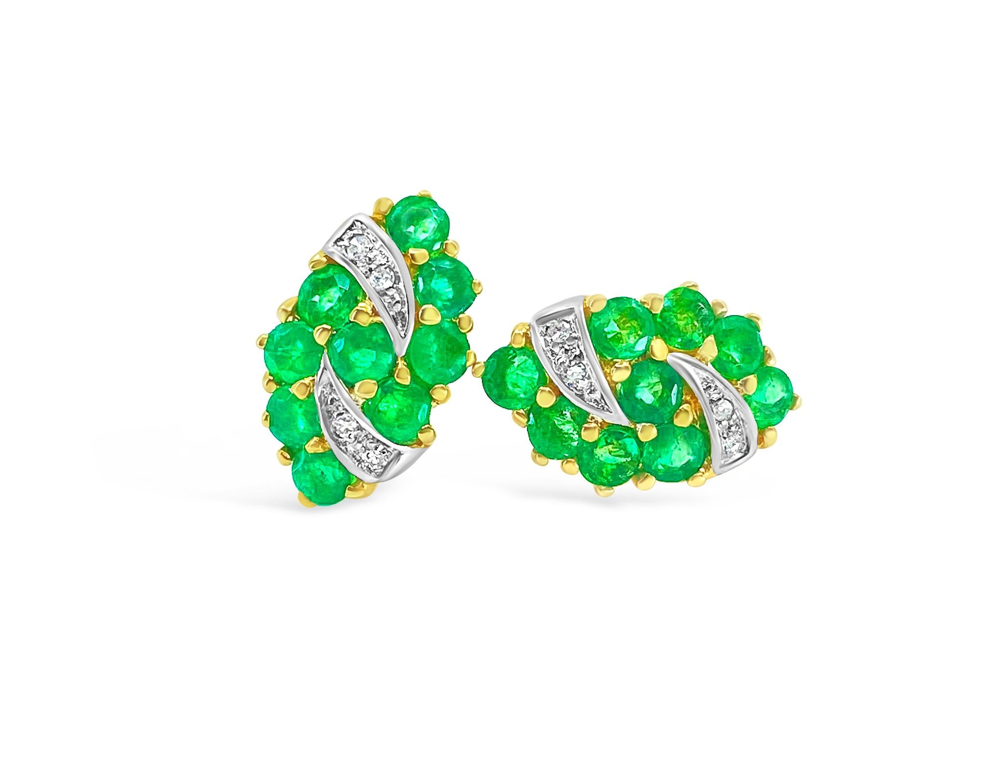 Round Cut Vintage Natural Emerald & Diamond Earrings for Her For Sale