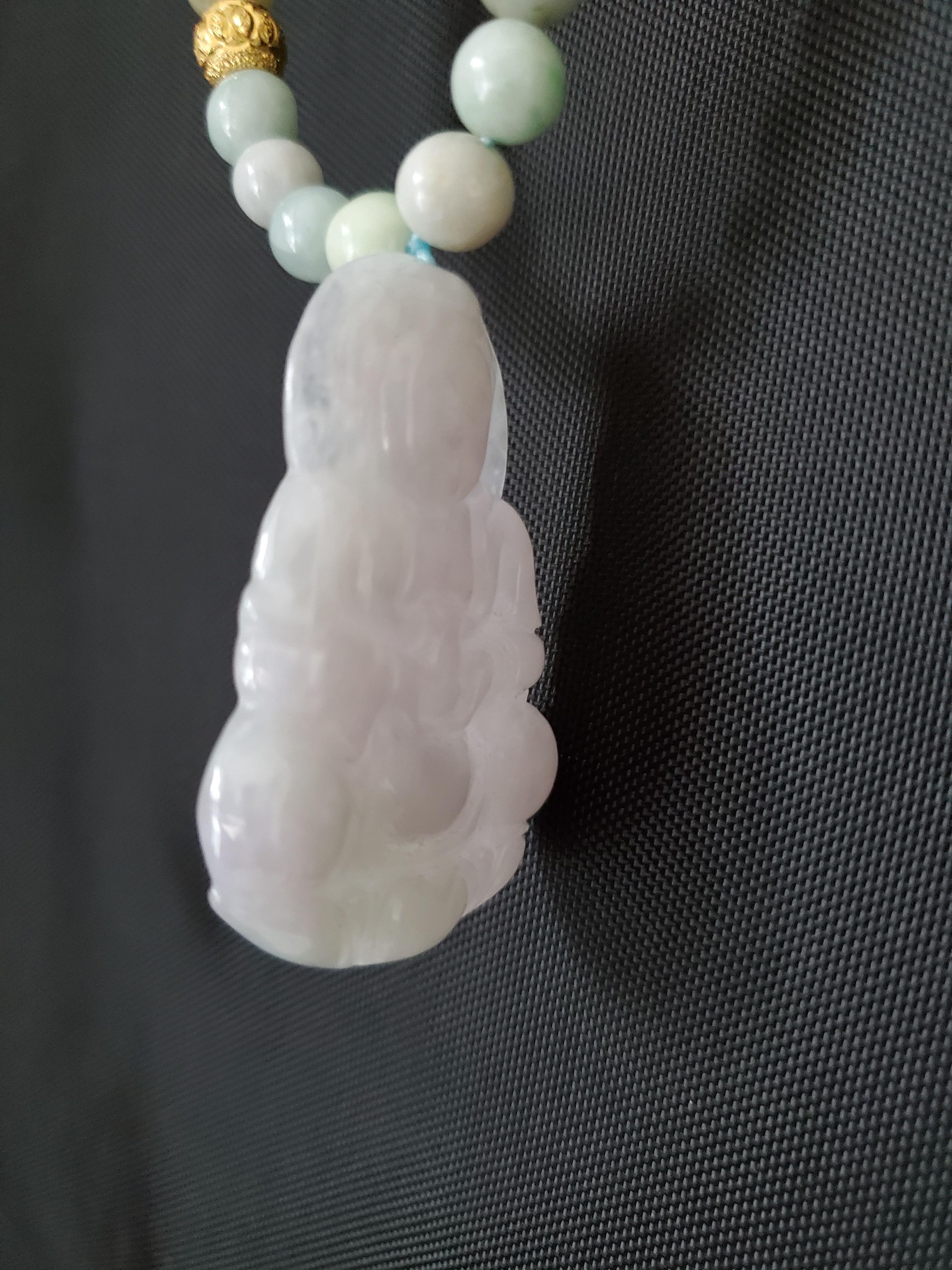 Vintage Natural Jadeite & Gold Beaded Necklace with Carved Pendant of Guanyin 2