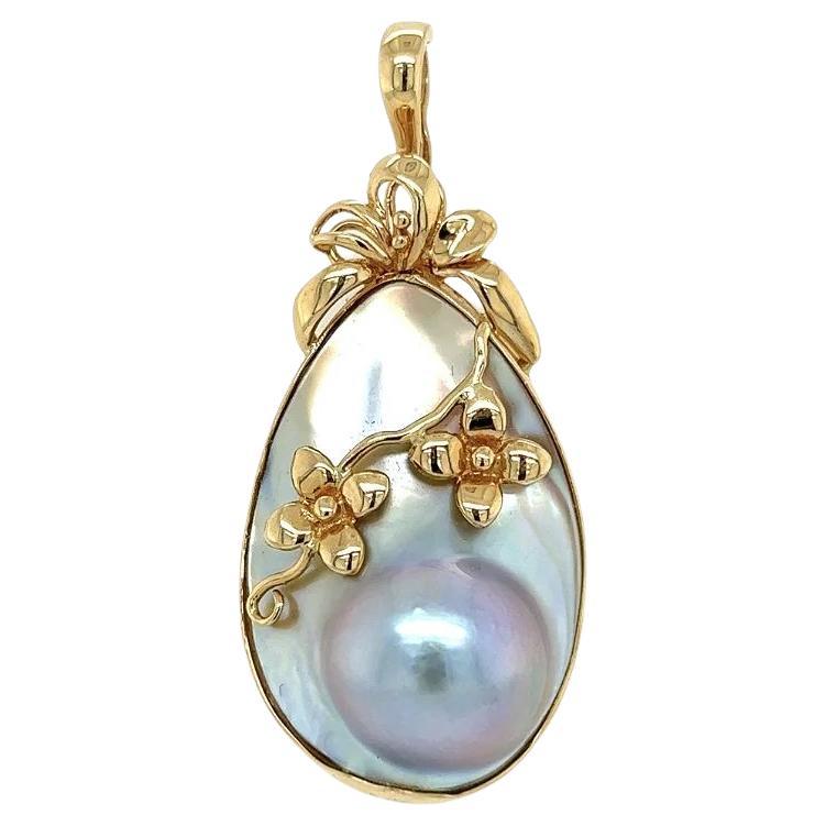 Vintage Natural Mabe Pearl Pear Shape Gold Pendant Necklace For Sale
