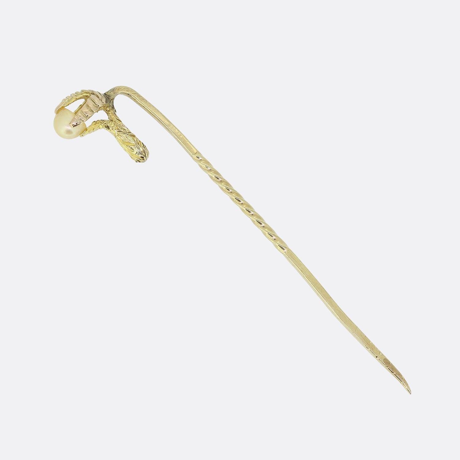 This is a high quality 9ct yellow gold pearl talon stick pin. The pin is from the Vintage era and features a single natural pearl.

Condition: Used (Very Good)
Weight: 2.7 grams
Head Dimensions: 13.5mm x 6.5mm
Dimensions: 60mm x 6mm
Natural Pearl:
