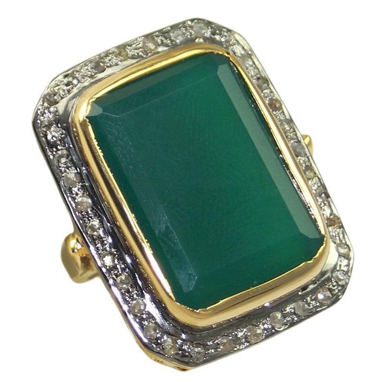 Vintage Ring aus Sterlingsilber mit grünem Onyx im Smaragdschliff, natürliche echte Diamanten im Angebot