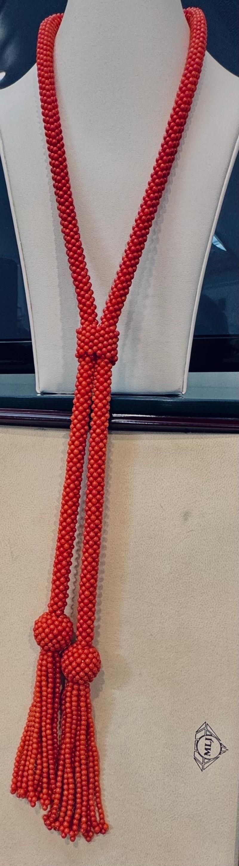 Vintage Natürliche rote Koralle Lariat Perlenkette, Nachlass-Schmuck, 42 