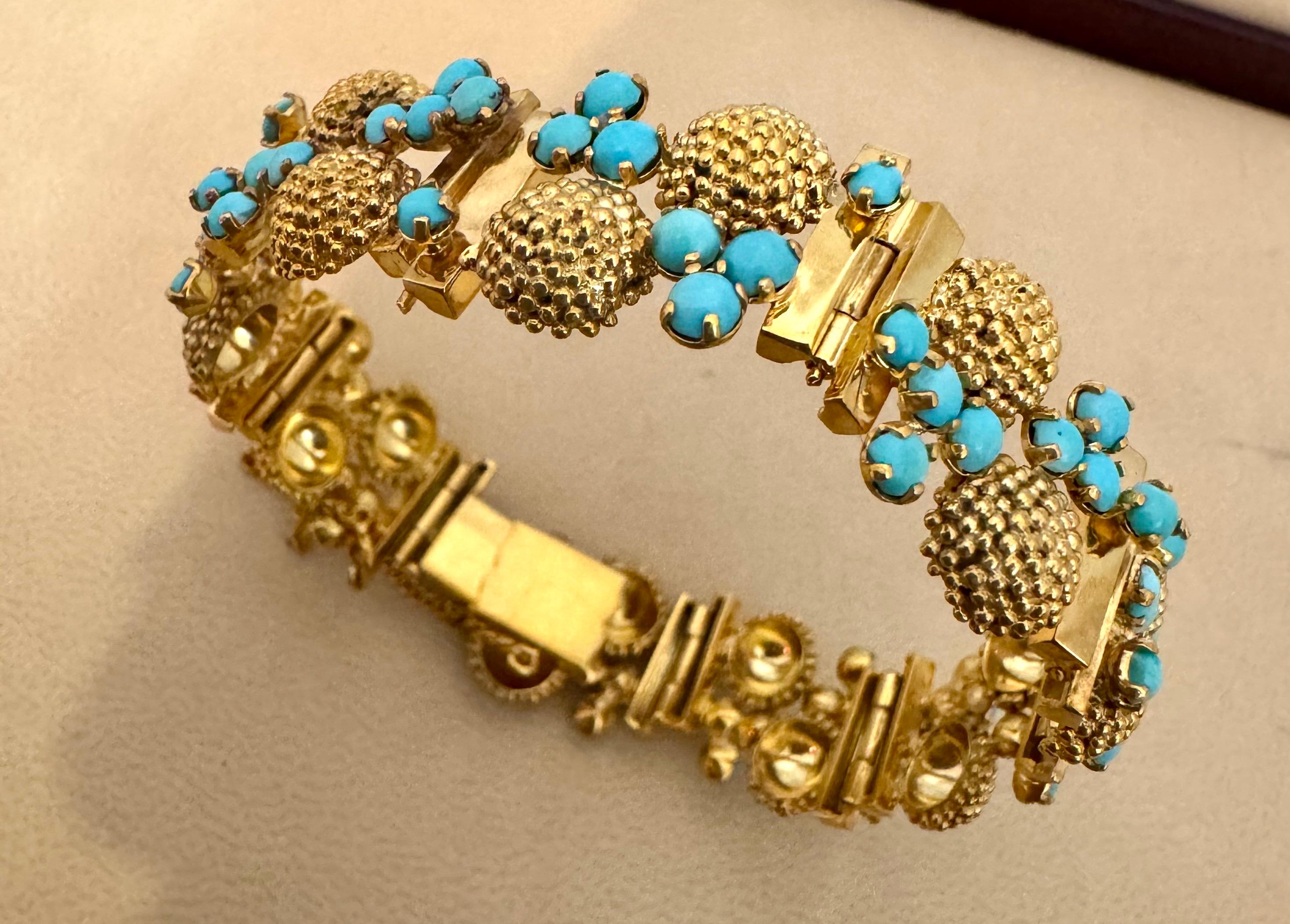 Vintage Natural Turquoise  Bangle /Bracelet in 14 Kt Yellow Gold 39.4 Grams For Sale 7