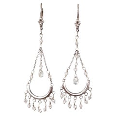 Pendientes tipo lámpara de araña vintage con diamantes blancos naturales (4,40 CT) en oro de 14KW