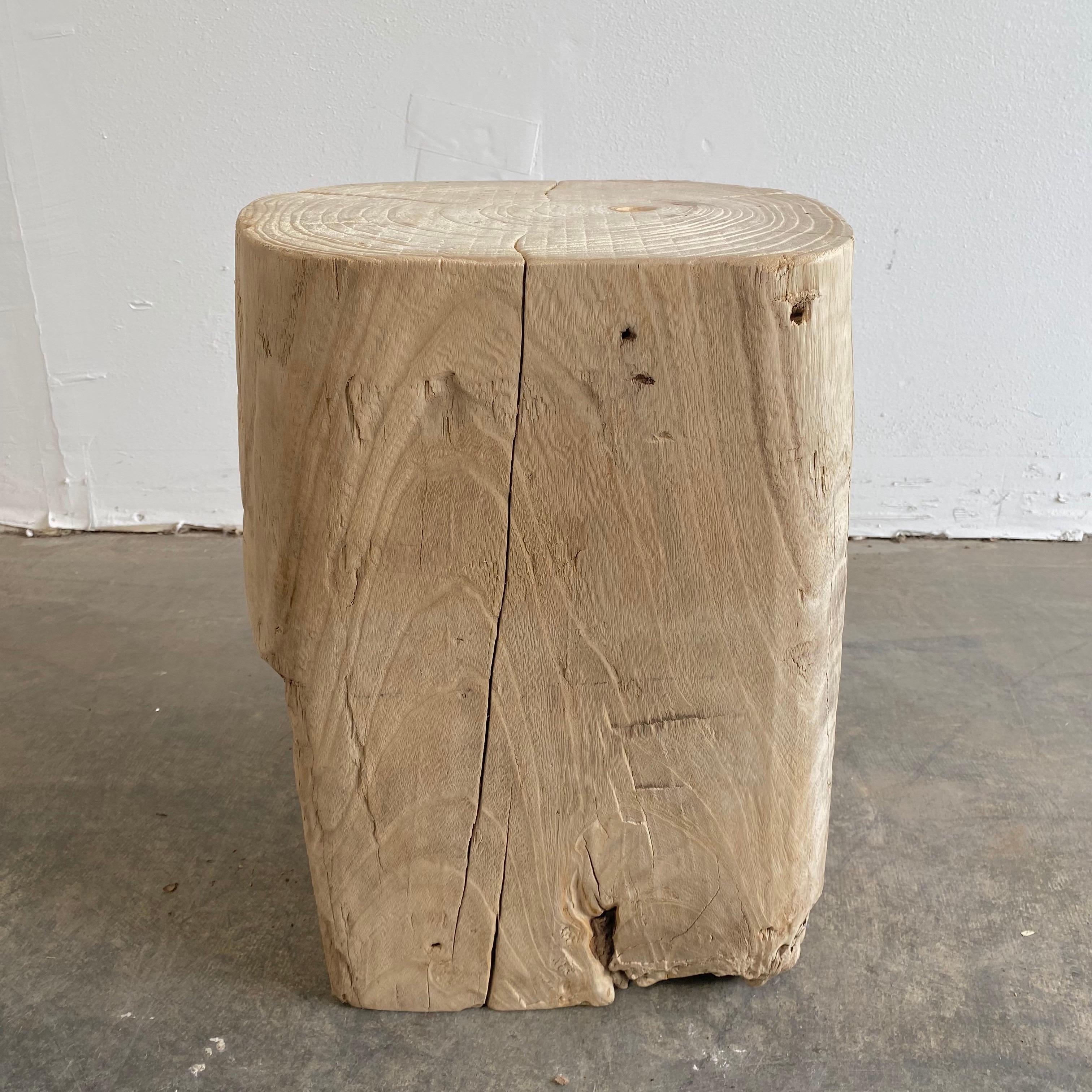 Vintage Natural Wood Stump Side Table In Good Condition In Brea, CA