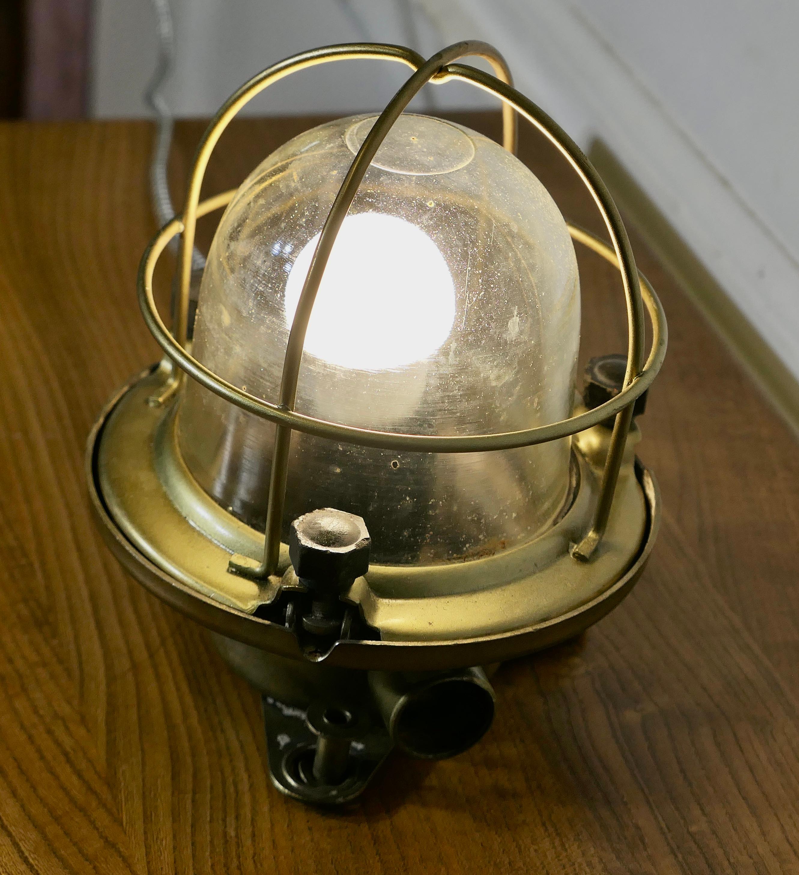Vintage Nautical Brass Bulk Head Light    The Lamp is made in brass   For Sale 1