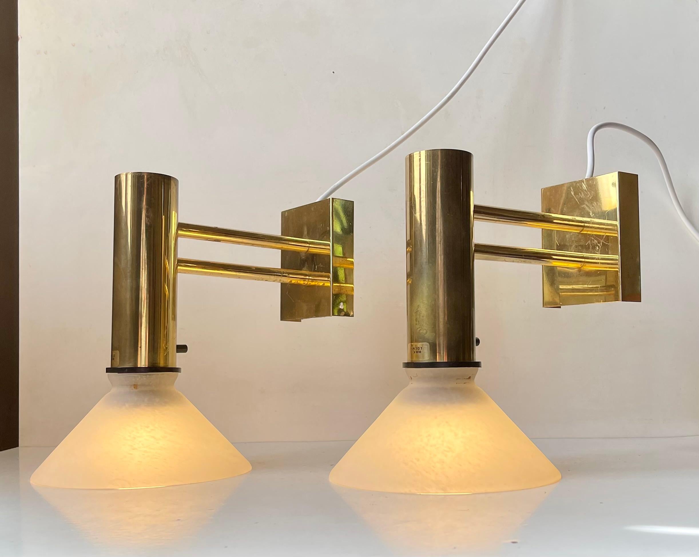 Vintage Nautical Norwegian Navy Brass Wall Sconces, 1970s In Good Condition For Sale In Esbjerg, DK
