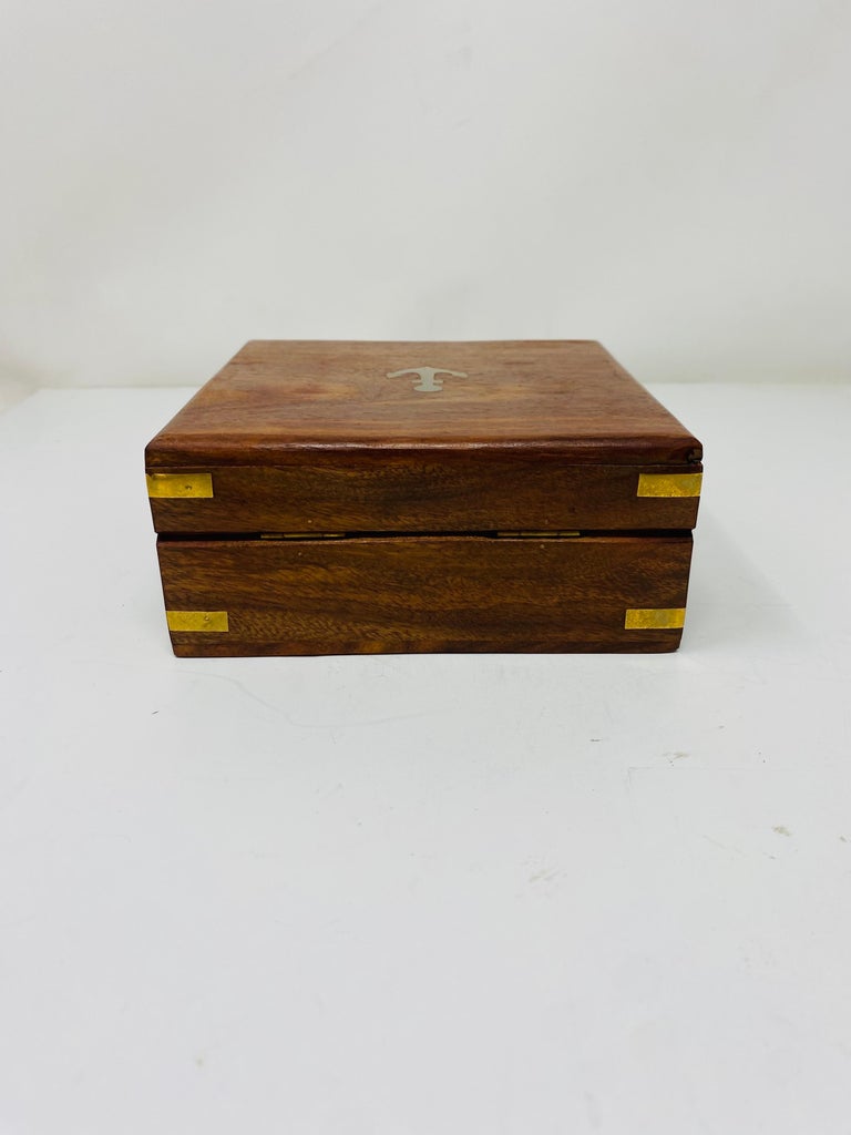 Boîte à Bijoux En Bois De Santal – Incrustations Losanges Laiton – Coquelicot Et Coccinelle