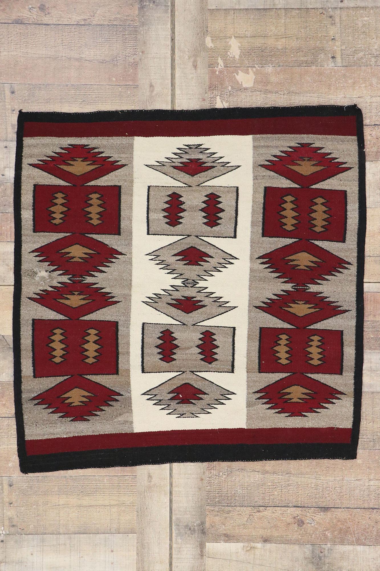 20th Century Vintage Navajo Blanket Rug For Sale