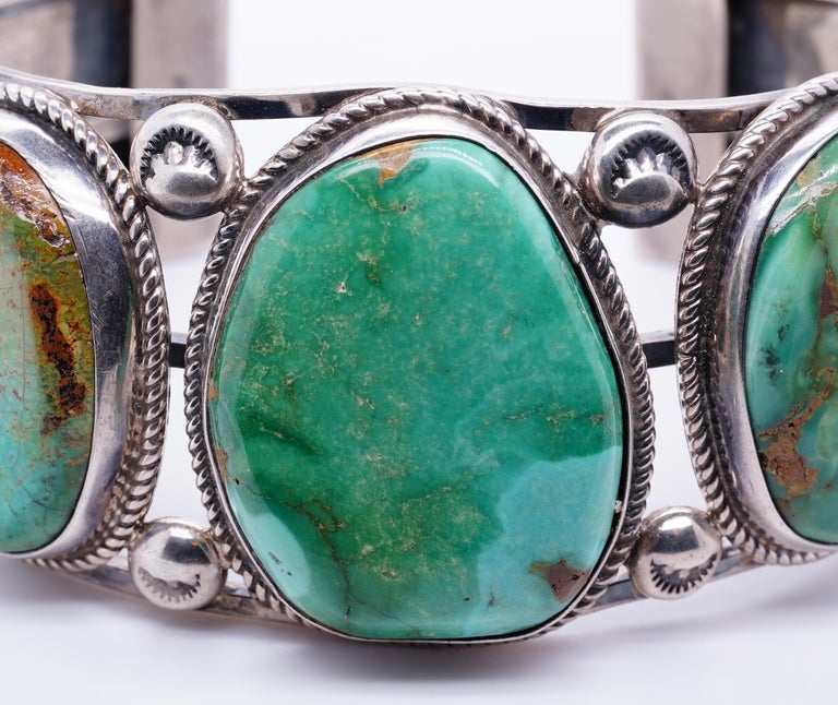 Oval Cut Vintage Navajo Calico Lake Triple Bright Green Turquoise Sterling Cuff Bracelet For Sale