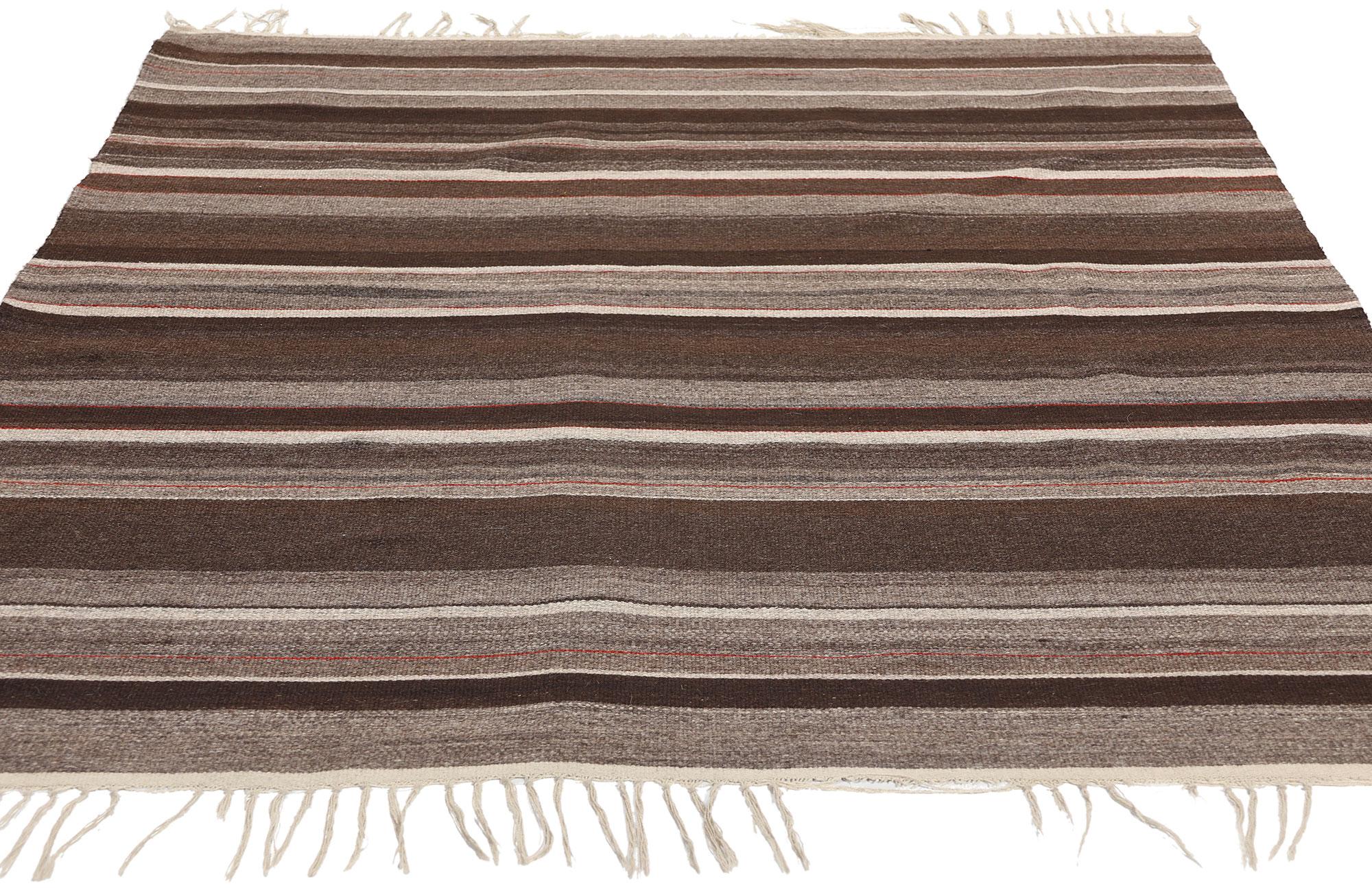 Chimayo Rio Grande Deckenteppich im Navajo-Stil mit Bändern im Vintage-Stil (amerikanisch) im Angebot