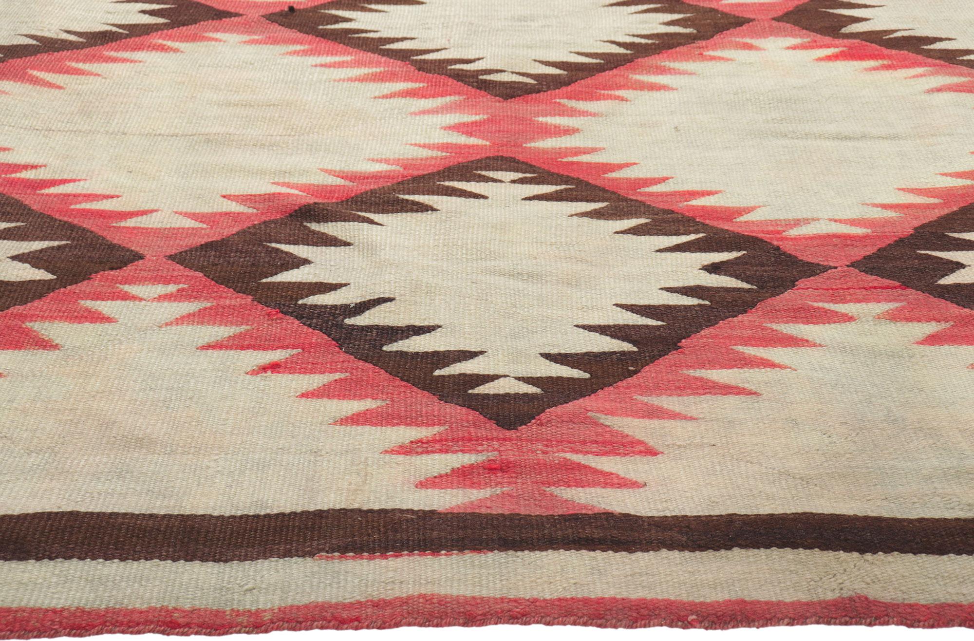 Vintage Navajo Eye Dazzler Rug with Native American Style In Good Condition For Sale In Dallas, TX