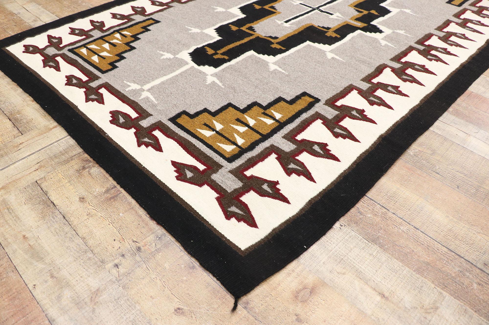 Vintage Navajo Kilim Rug with Two Grey Hills Style In Good Condition For Sale In Dallas, TX