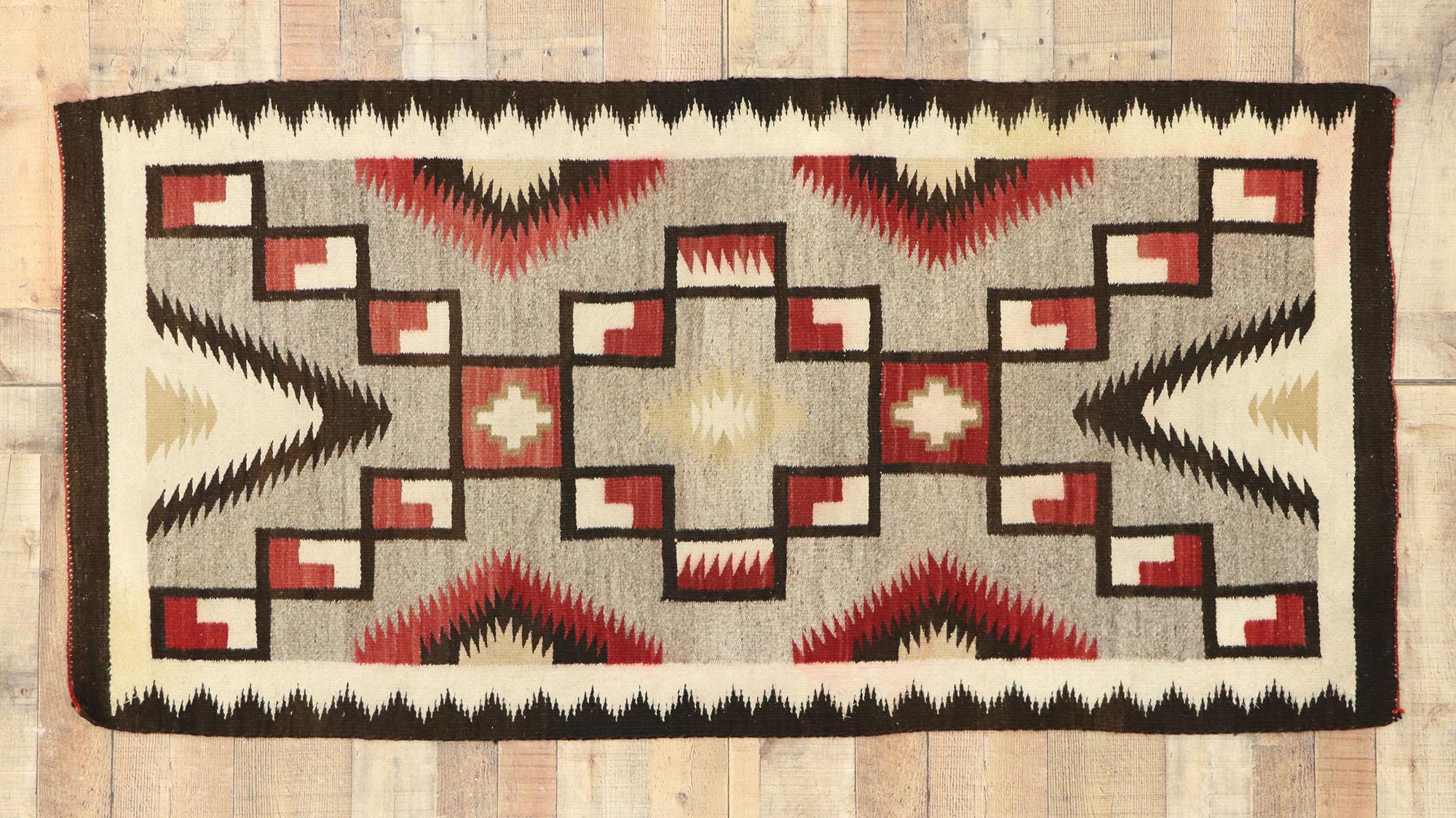 Navajo-Kilim-Teppich mit Two Grey Hills im Vintage-Stil im Angebot 1