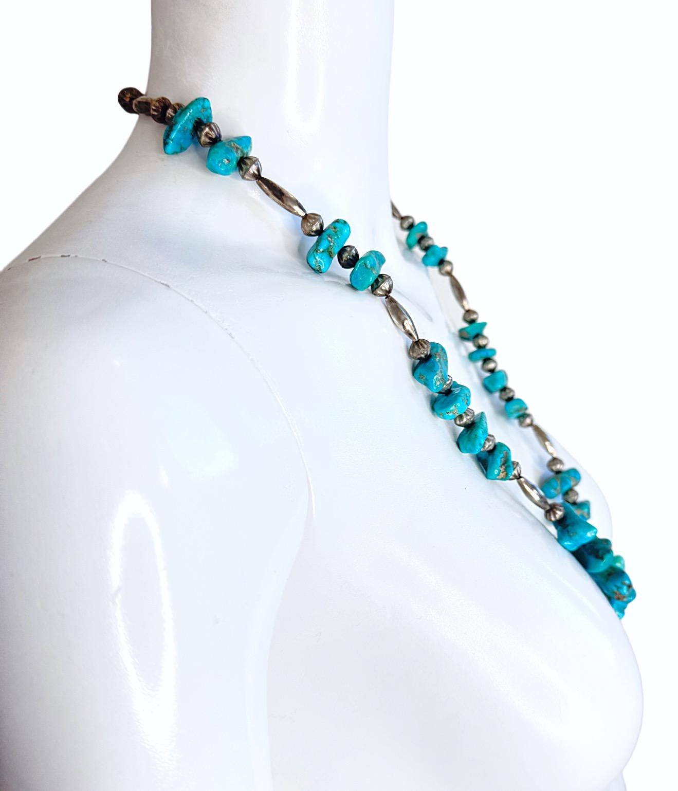 Femenino o masculino Collar largo Vintage Navajo Kingman Turquesa Nugget Cuentas de plata de ley 117g en venta