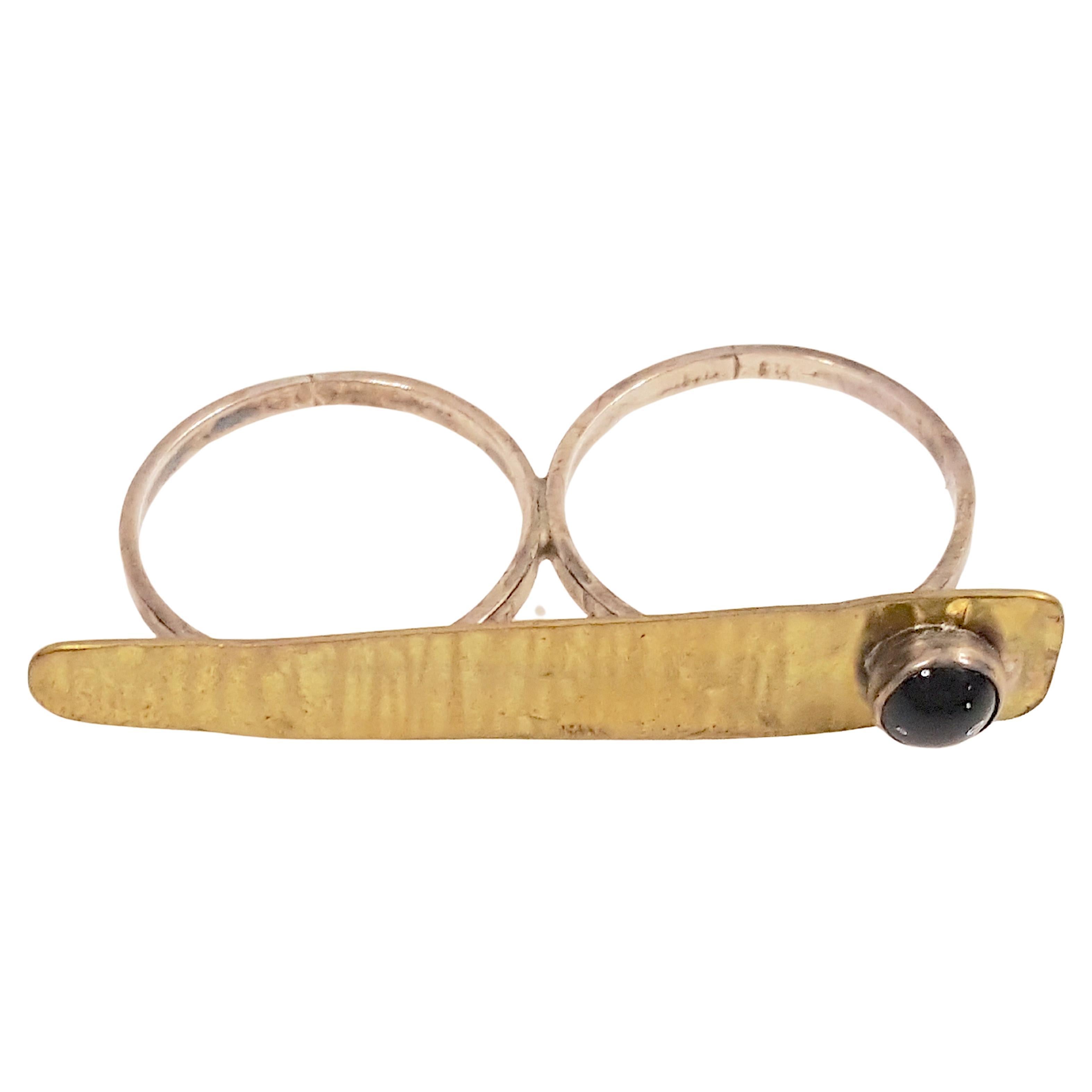 Taille cabochon Bague solitaire vintage Navajo moderne en or et onyx avec double anneau en serti clos en vente