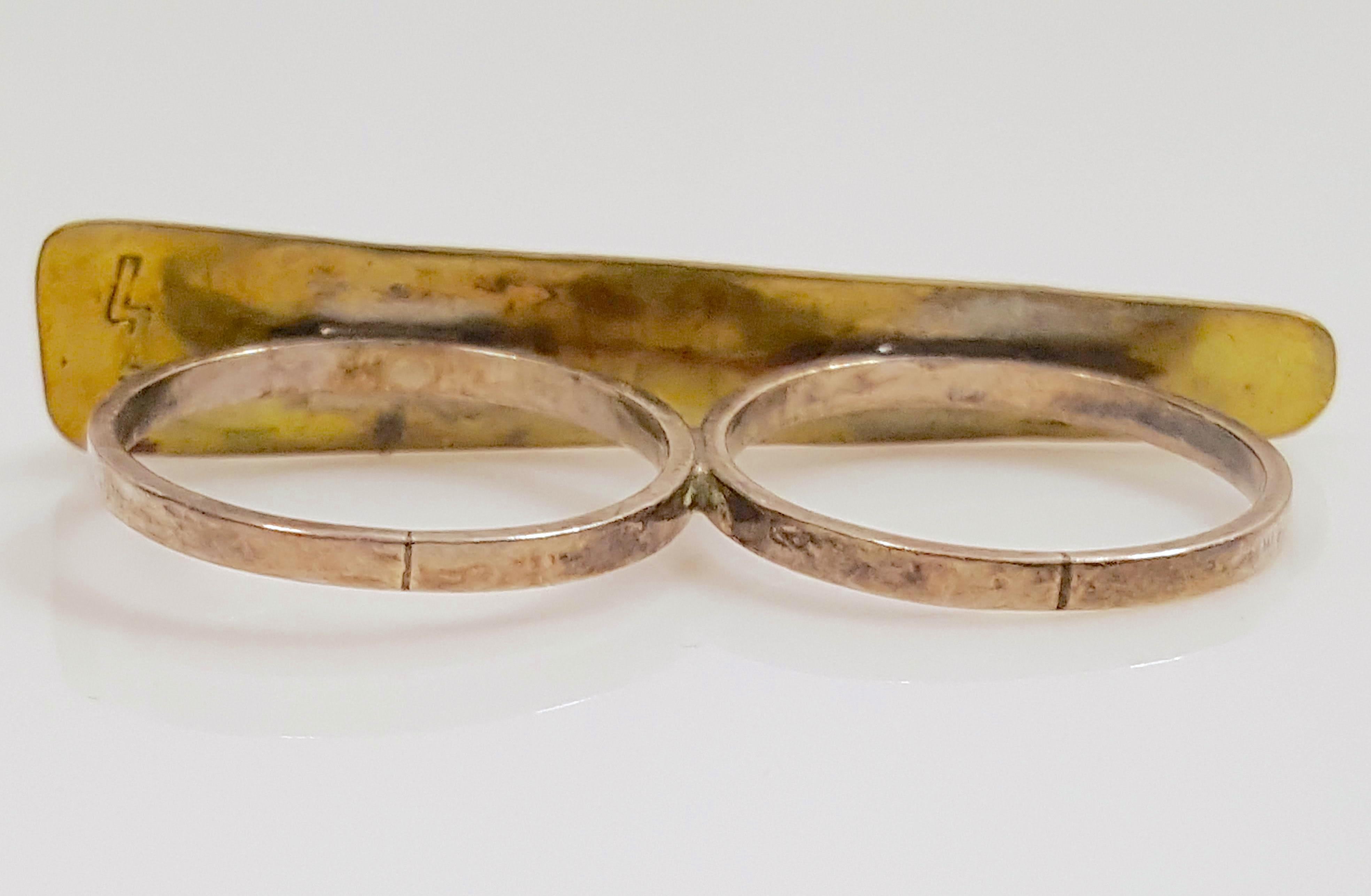 Vintage Navajo Modern BezelSetOnyx GoldFilledTop DoubleSilverBand Solitaire Ring For Sale 2