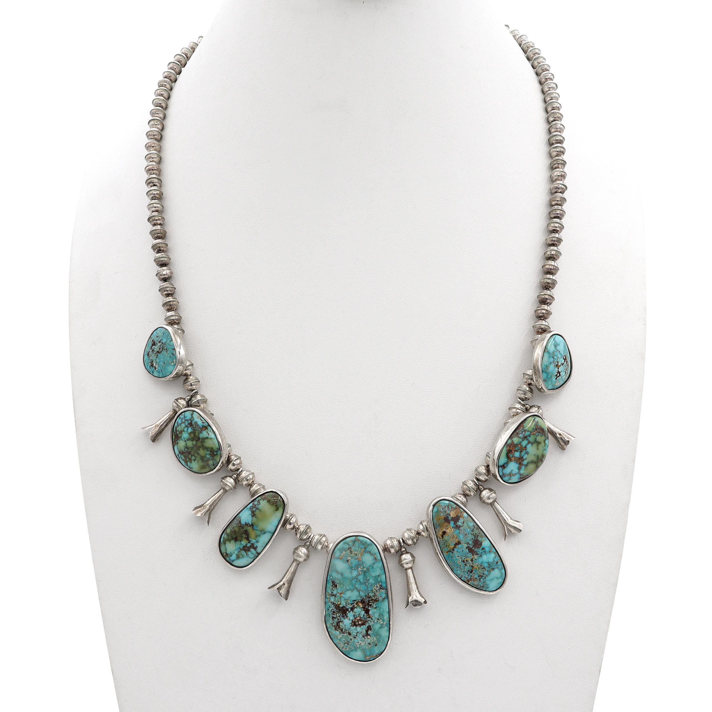 Cabochon Vintage Navajo Native American Sterling Silver Collana con fiori di squash in turchese in vendita