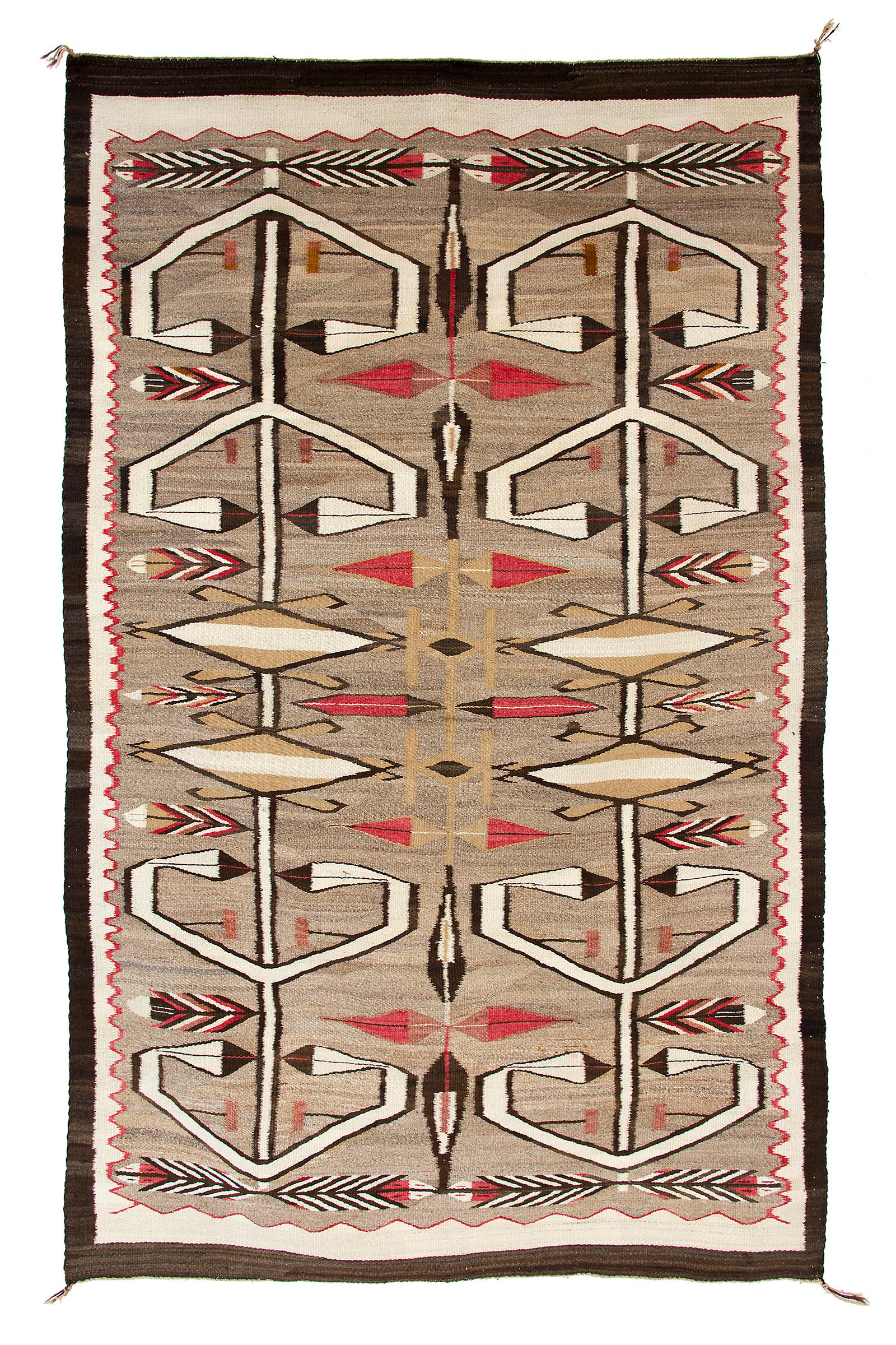 Vintage Navajo Rug Crystal Trading Post circa 1930 Pictorial Feathers and Arrows In Good Condition In Denver, CO