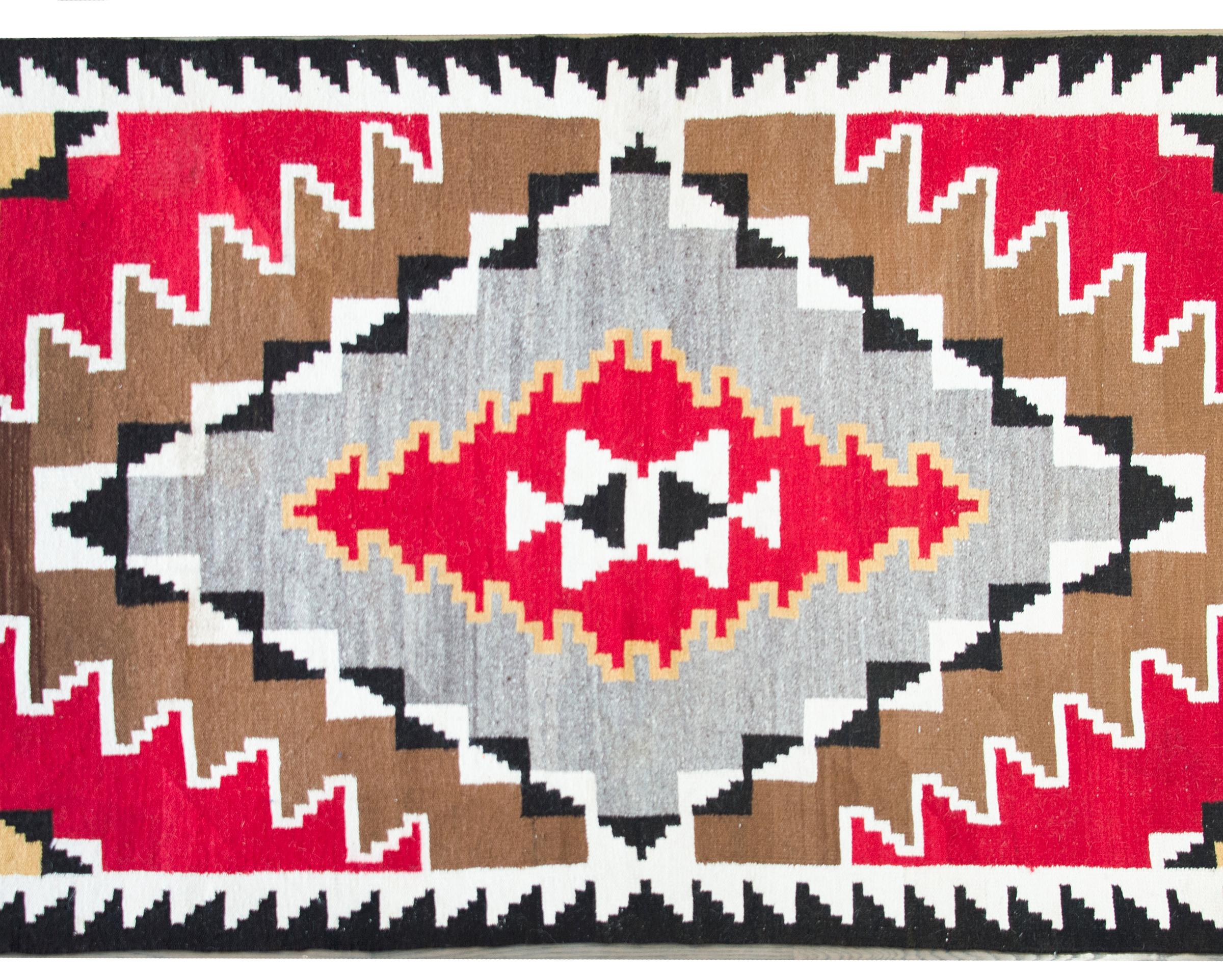 Vintage Navajo-Teppich (Indigene Kunst (Nord-/Südamerika)) im Angebot