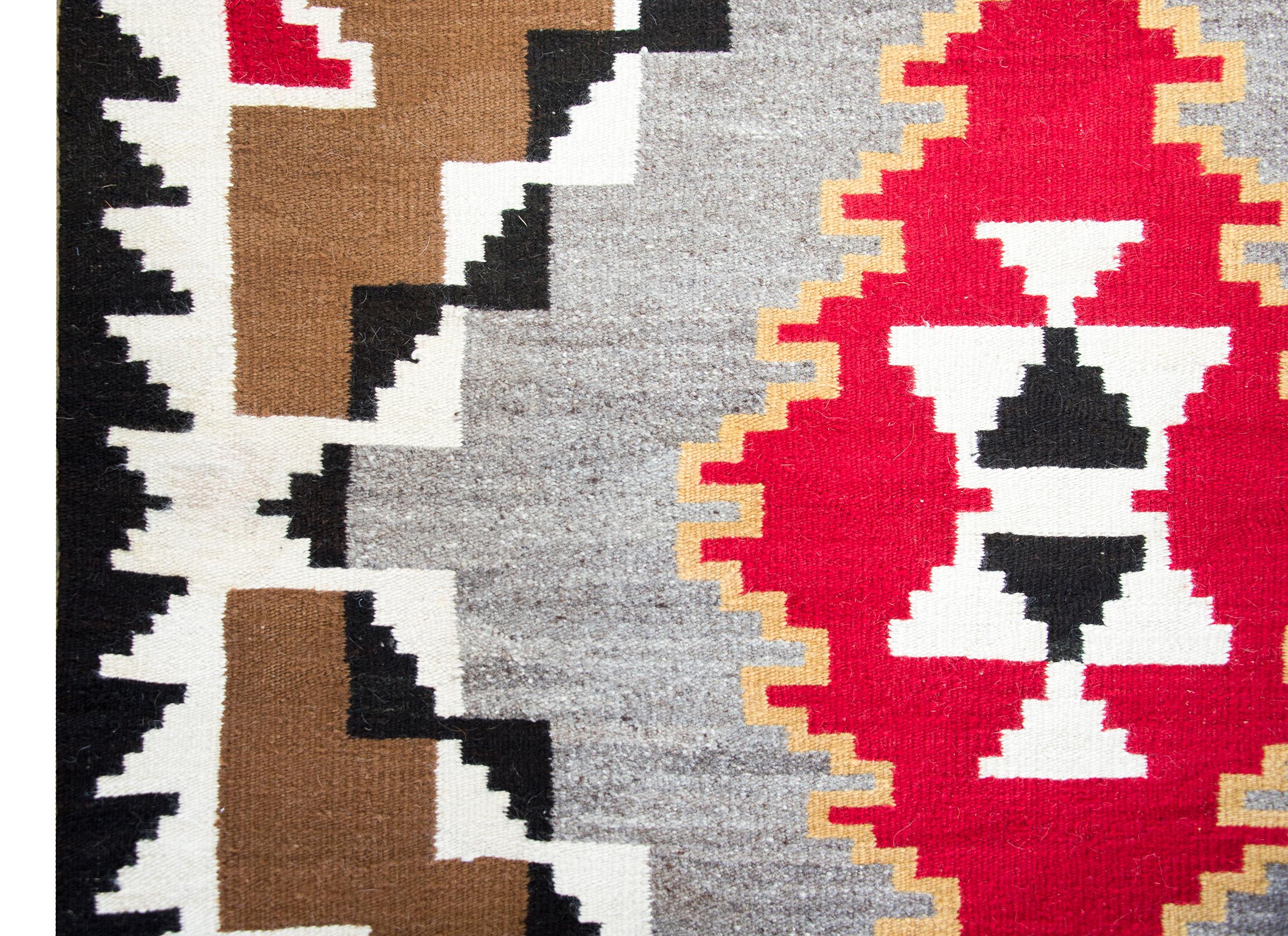 Vintage Navajo Rug In Good Condition For Sale In Chicago, IL