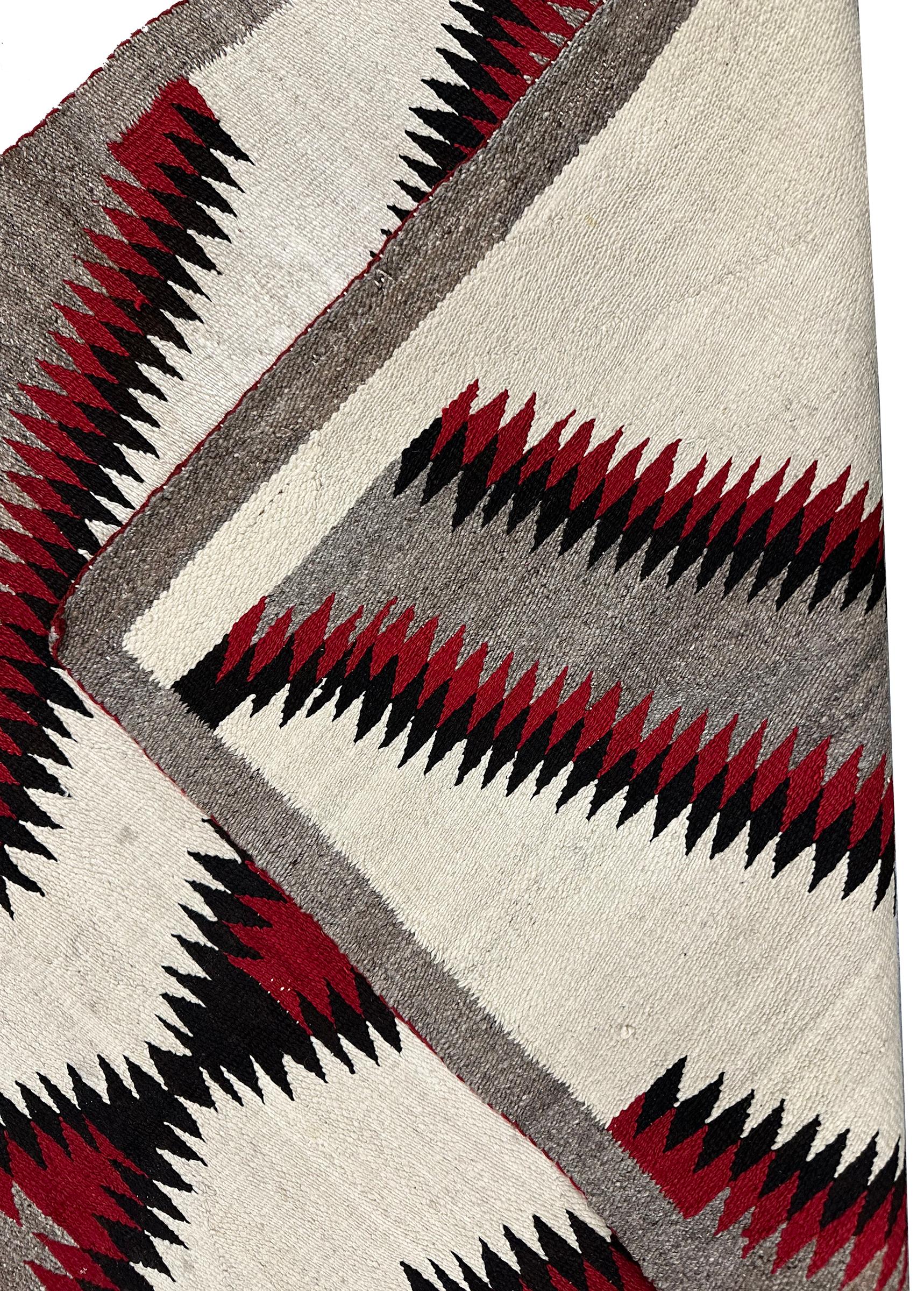 Tapis Navajo Vintage Couverture Géométrique Tapis Laine Fait à la Main 94cmx163cm Gris 3x5 1940 en vente 5