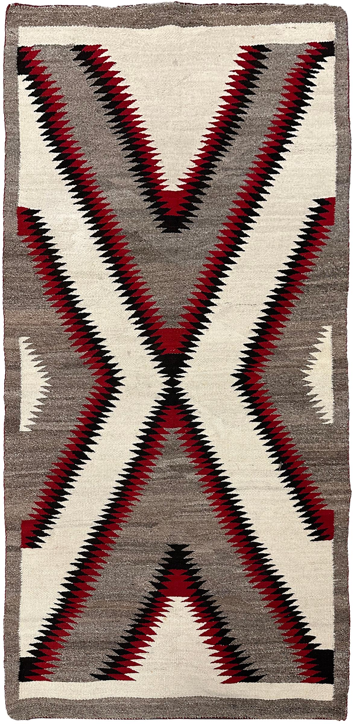 Tapis Vintage Navajo Couverture Géométrique Laine Fait à la Main 94cm x 163cm Gris 3x5 1940

3' x5'    (3'1