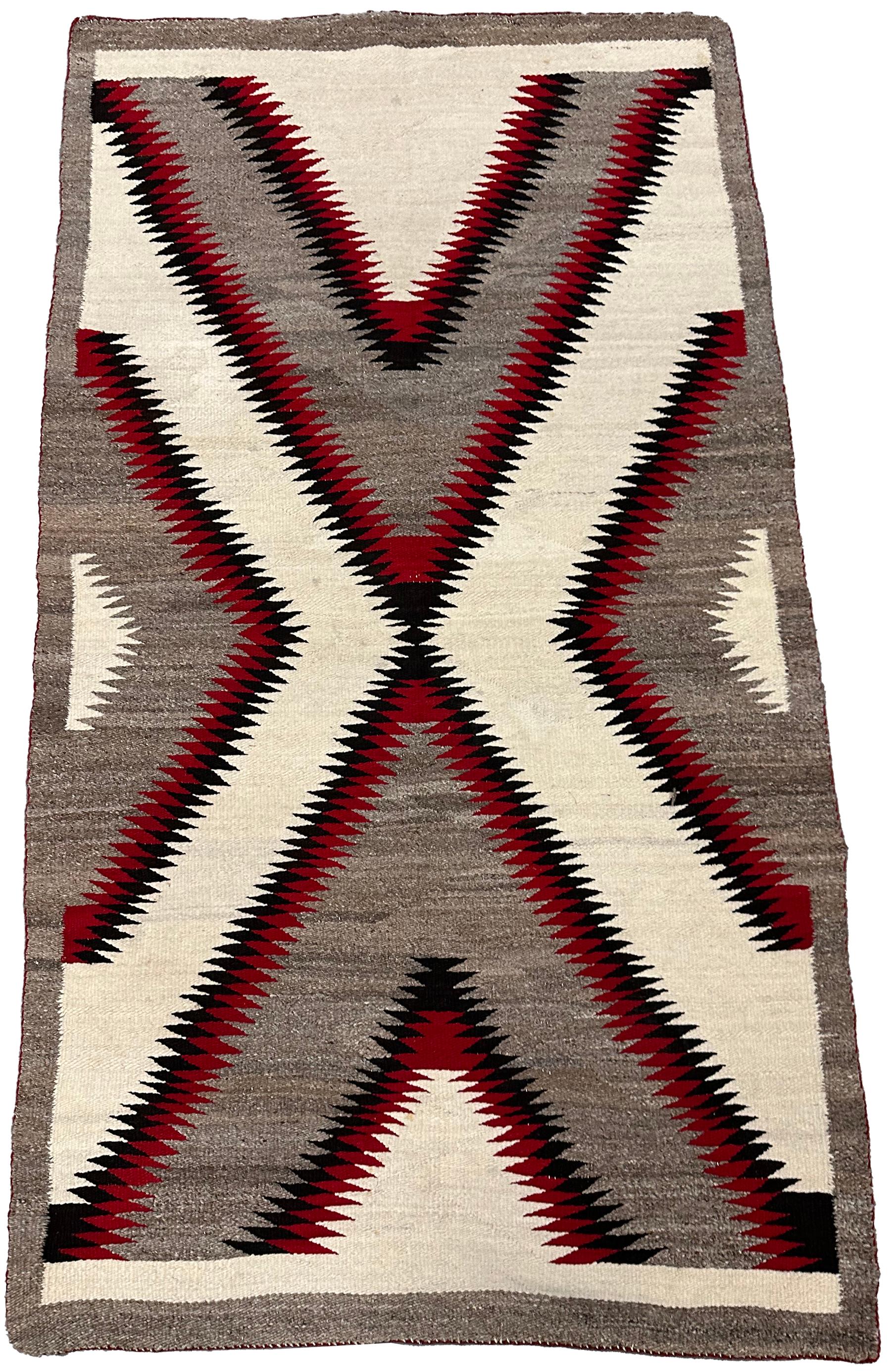 Noué à la main Tapis Navajo Vintage Couverture Géométrique Tapis Laine Fait à la Main 94cmx163cm Gris 3x5 1940 en vente