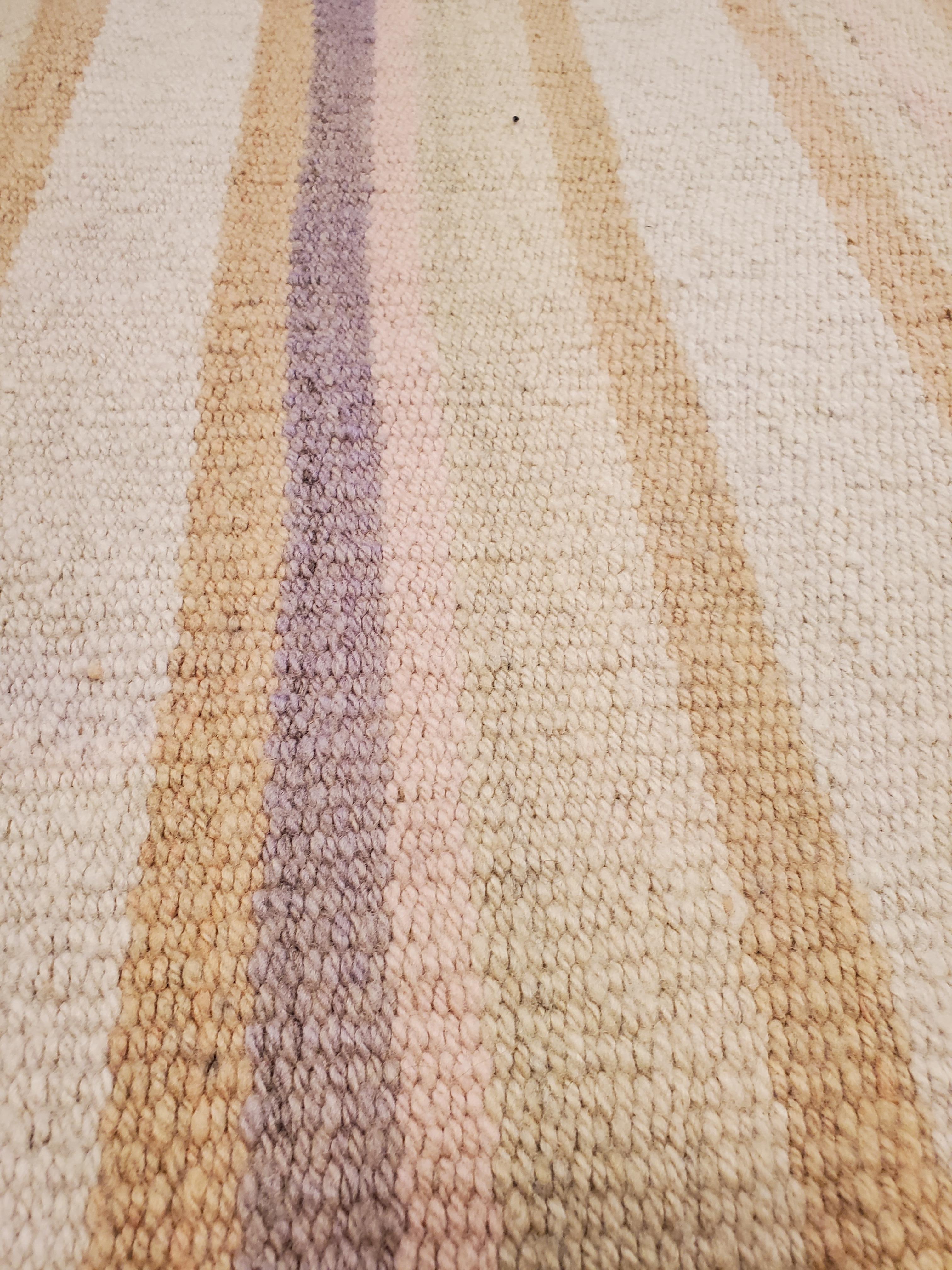 Vintage Navajo-Teppich, handgefertigter orientalischer Teppich aus Wolle, Shrimp, Beige und Taupe (amerikanisch) im Angebot