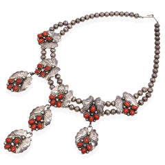 Vintage Navajo Signed Spencer Sterling Silver Coral Leaf Double Strand Necklace (Collier à deux brins)