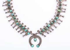 Collana vintage Navajo in argento e turchese con fiori di zucca di Eskie Tsosie