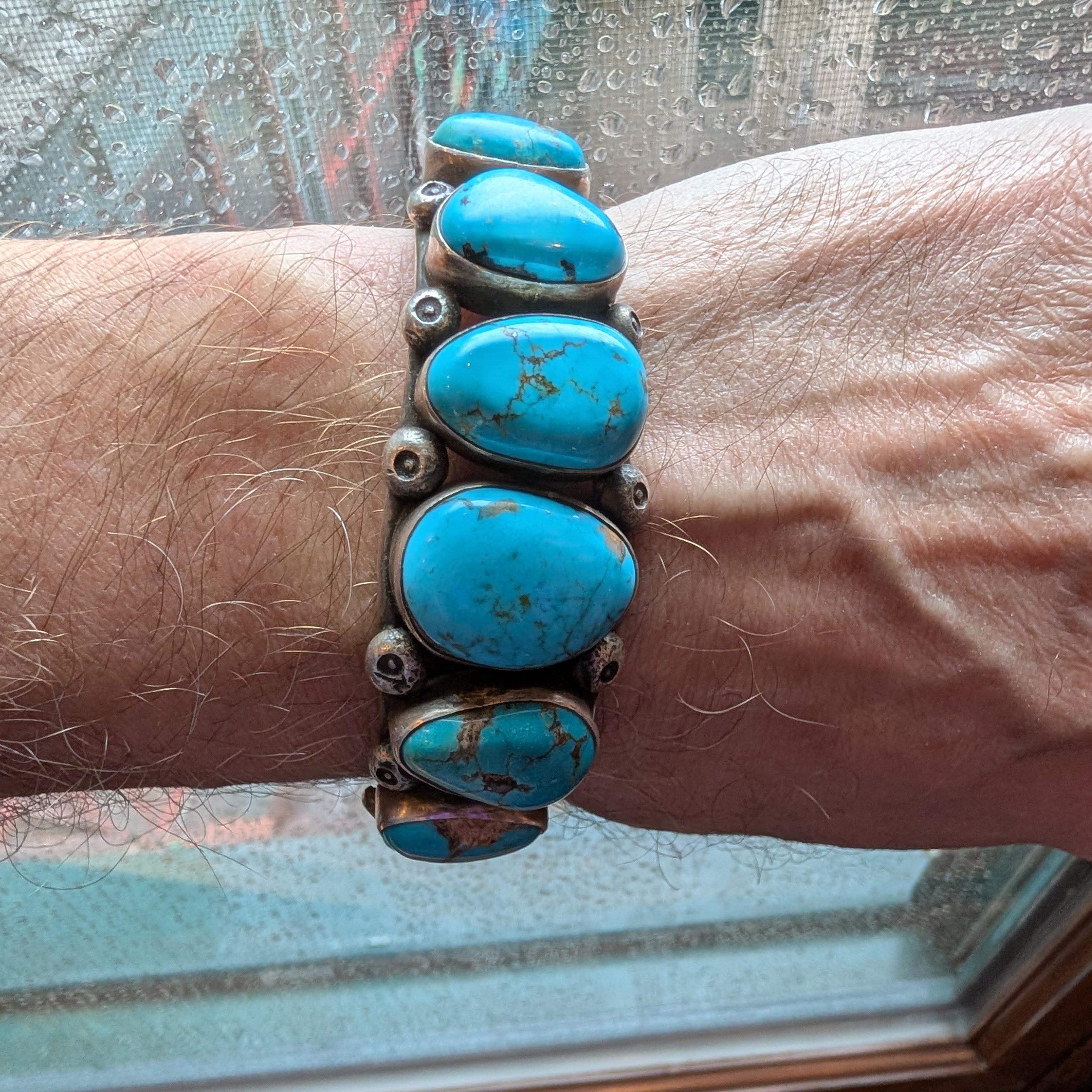 Vintage Navajo Sterling Cuff by Jessie Claw with High-Grade Kingman Turquoise en vente 4