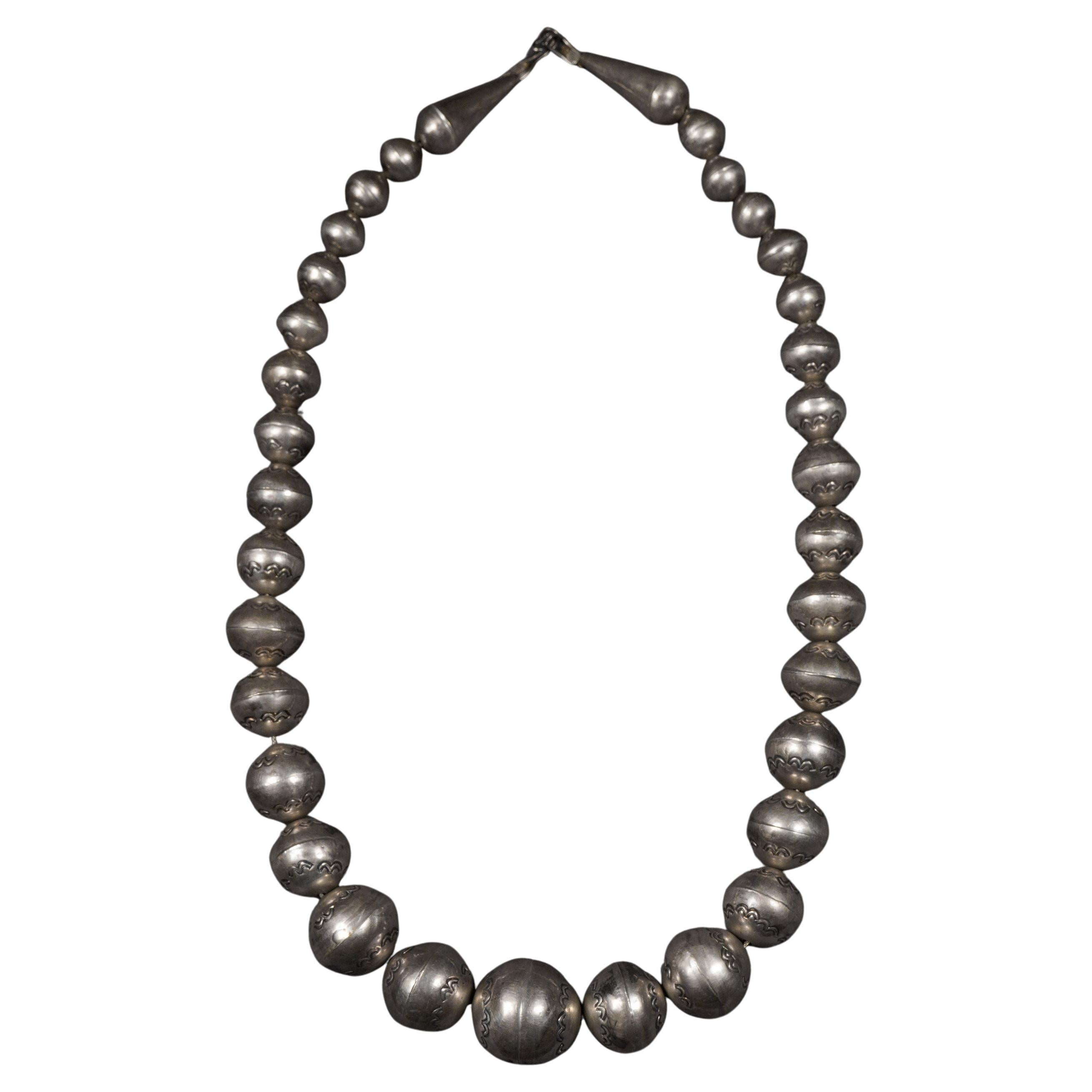 Vintage Navajo Sterling Silver Graduated Stamped Bead Necklace