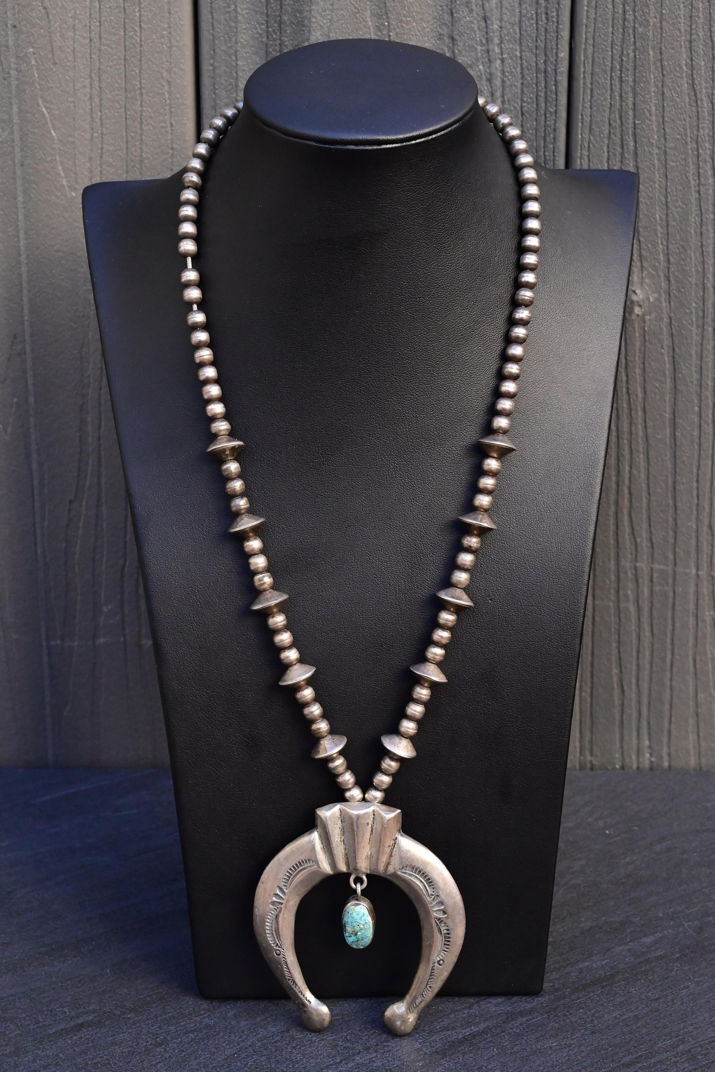 Vintage Navajo Sterling Silver Naja Necklace with Turquoise – 80.28g For Sale 3