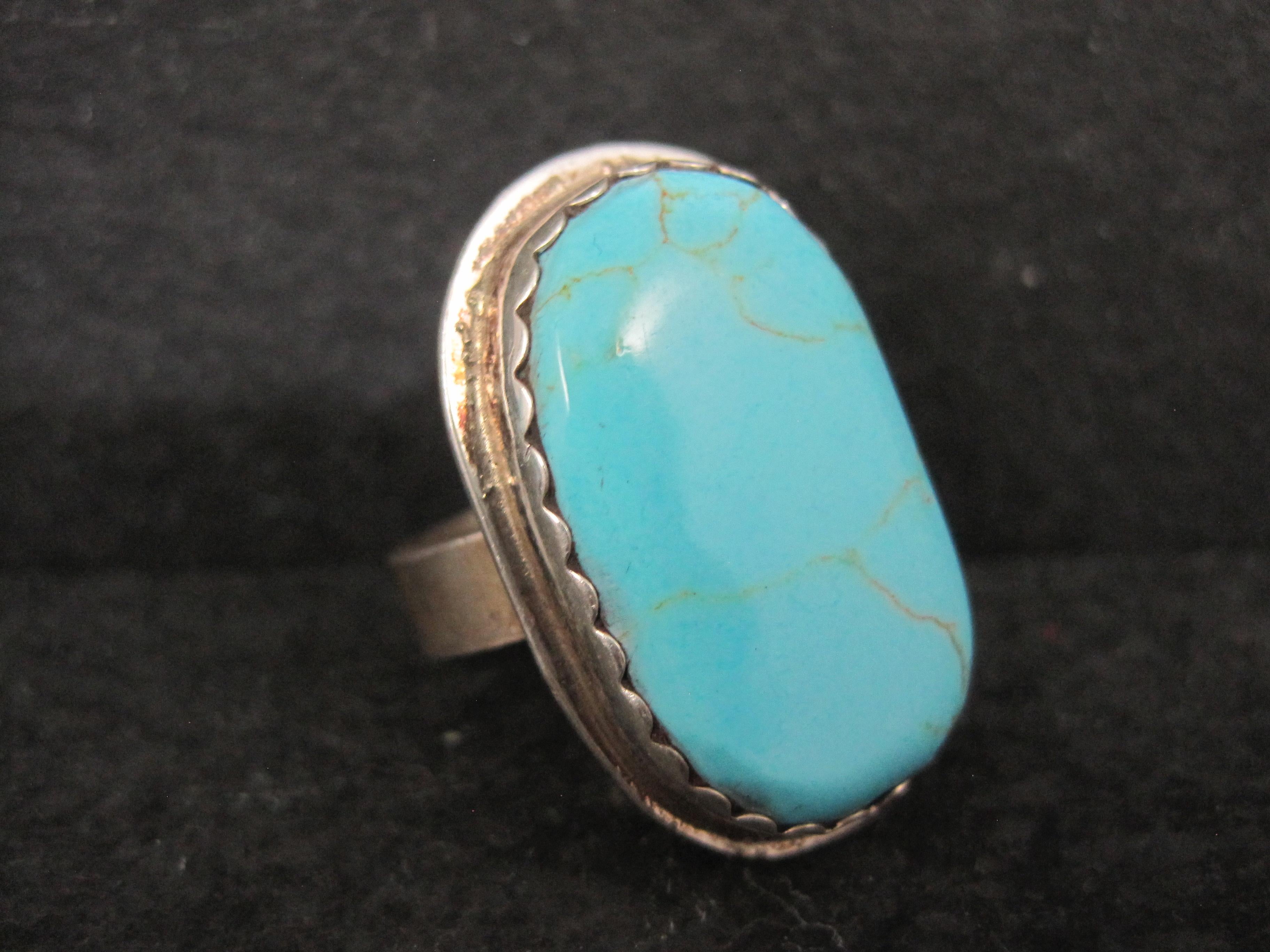 Cabochon Anello di turchese d'epoca in argento Navajo misura 7 in vendita