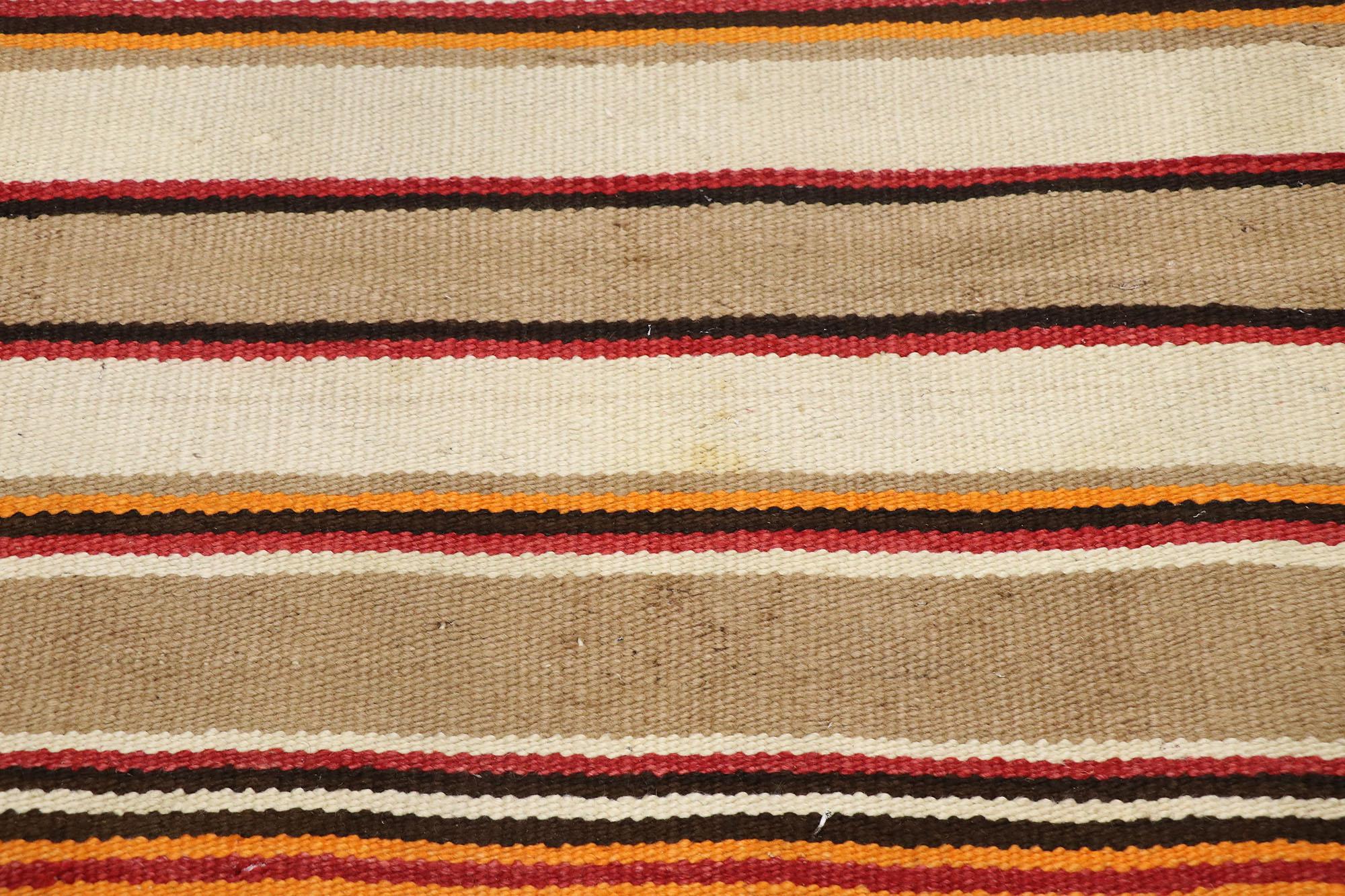 Vintage Navajo Stripe Blanket Kilim Rug In Good Condition For Sale In Dallas, TX