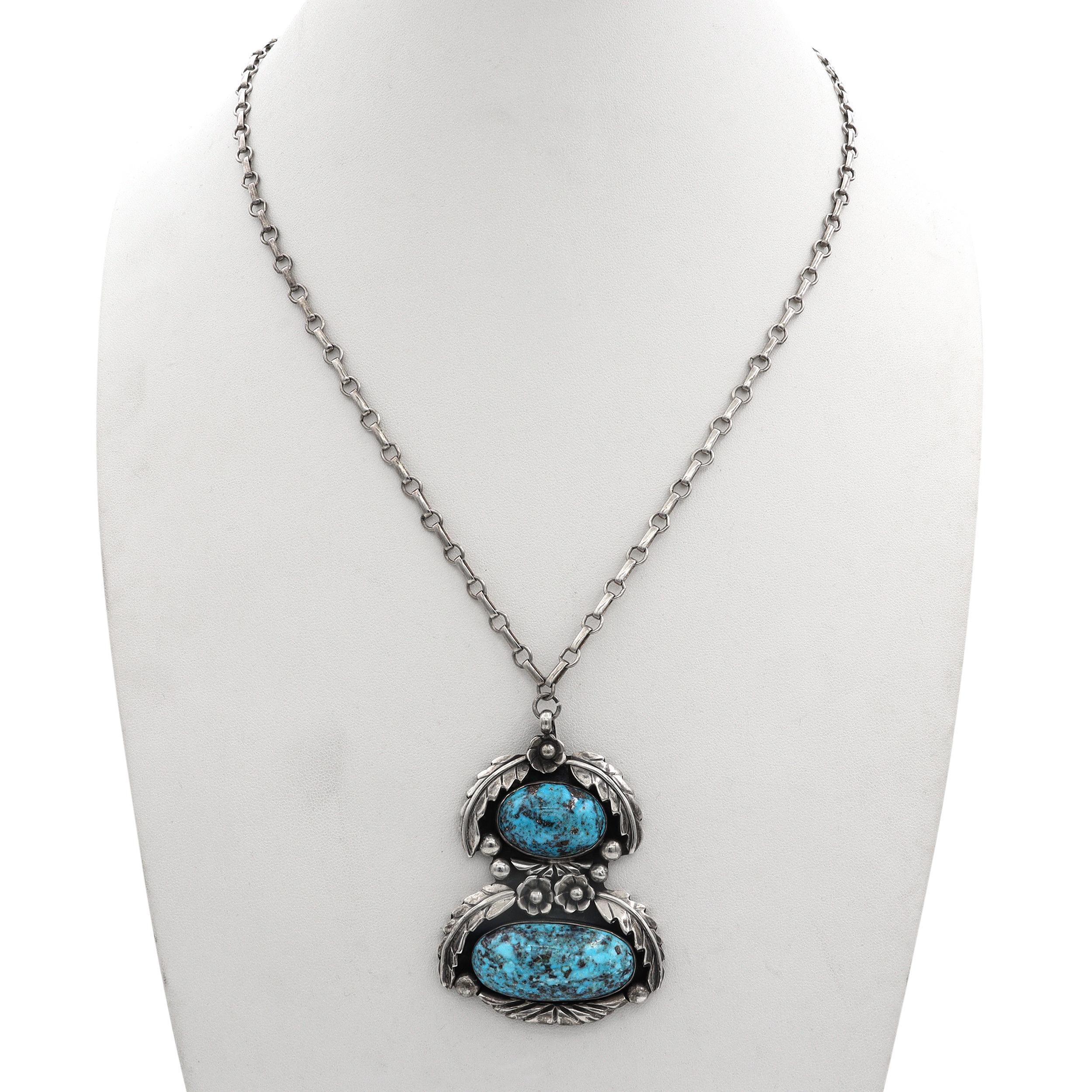 Taglio ovale Collana con ciondolo in turchese d'epoca Navajo Tom Willetto in argento sterling in vendita