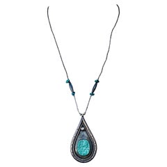 Vintage Navajo Turquoise Teardrop Pendant Necklace Vintage Navajo Turquoise Teardrop Pendant Necklace