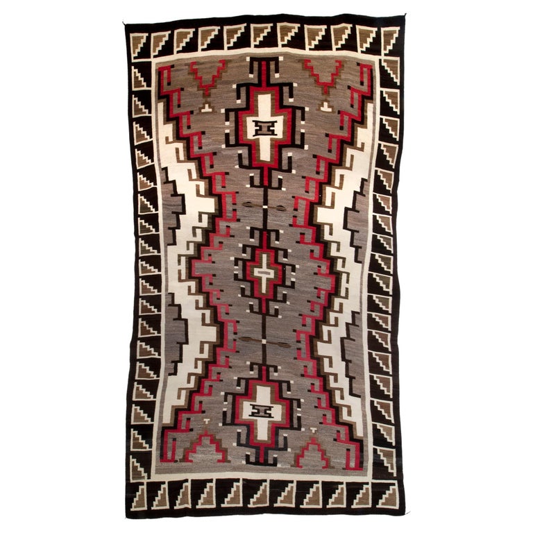 Vintage Navajo Wool with Aniline Dyes, Red, Brown, White, Grey, circa 1930s For Sale