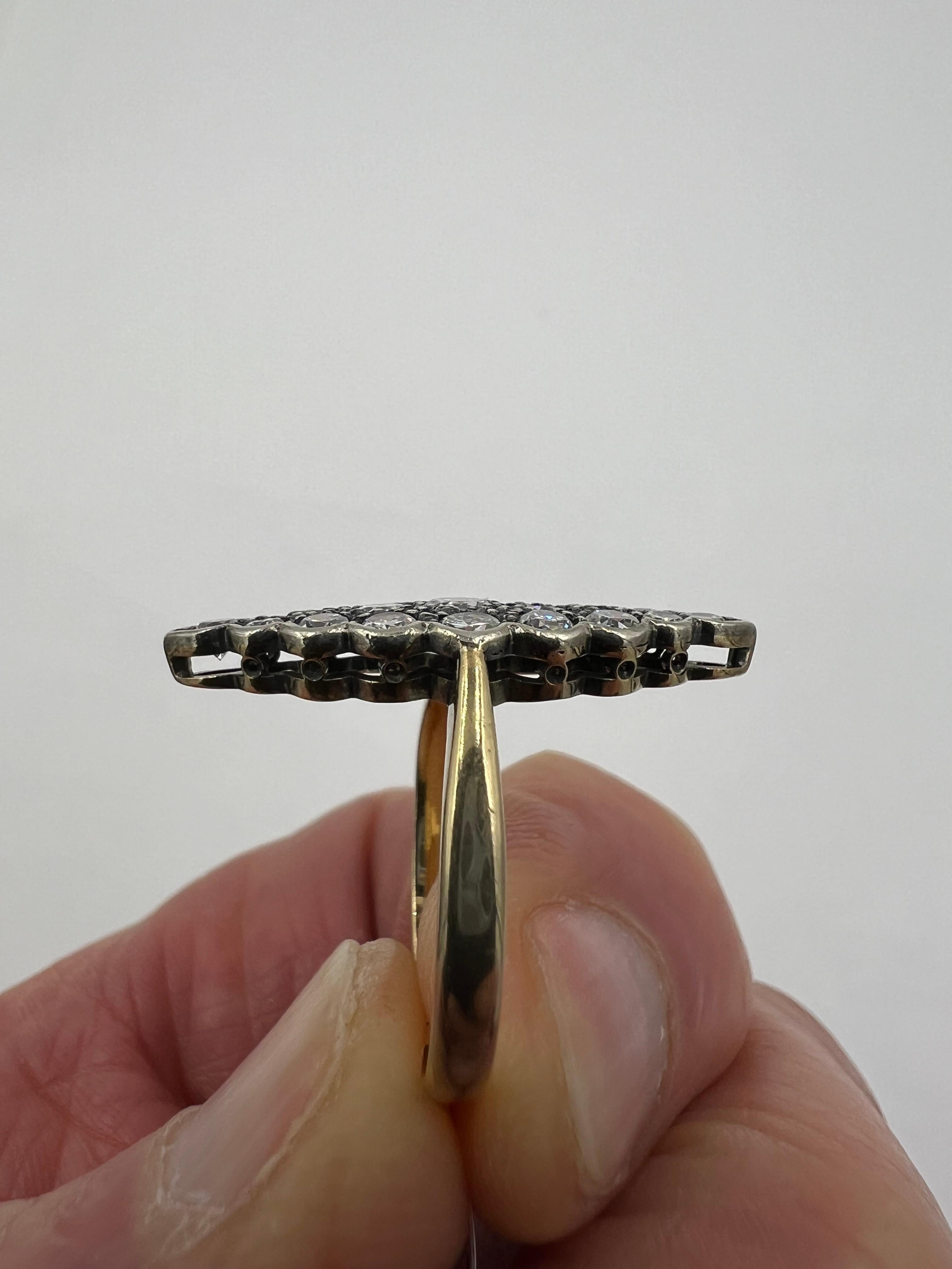 Vintage Navette Diamant-Cluster-Ring mit Diamanten  (Rundschliff) im Angebot
