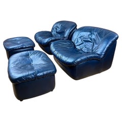 Vintage Marineblau Pod Stil Swivel Lounge Stühle und Ottomanen - 4 Stück