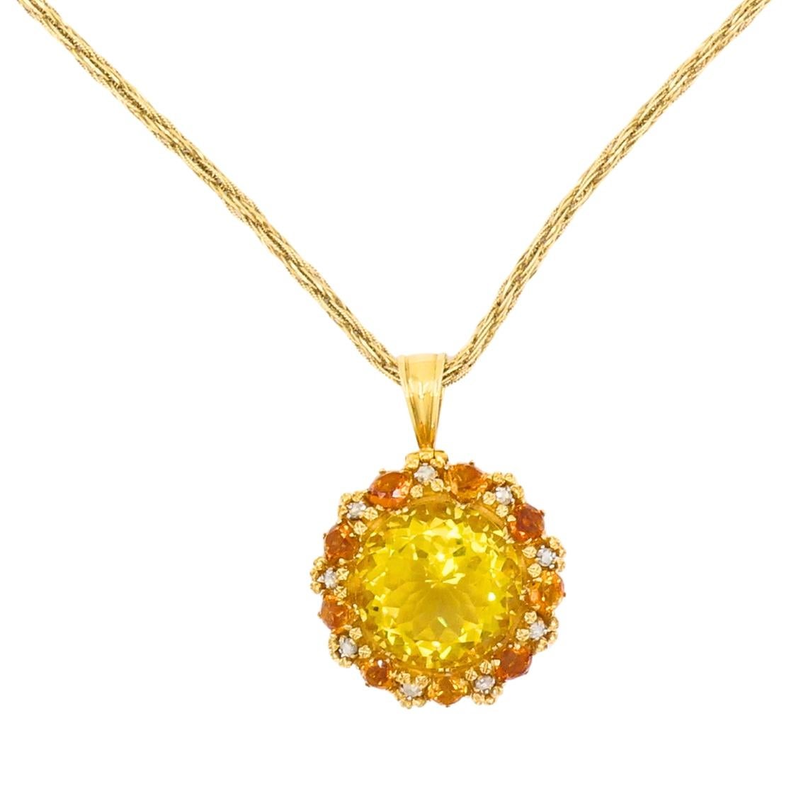 Taglio misto Collana vintage in oro 14k con ciondolo di diamanti e citrino con catena a spirale in vendita